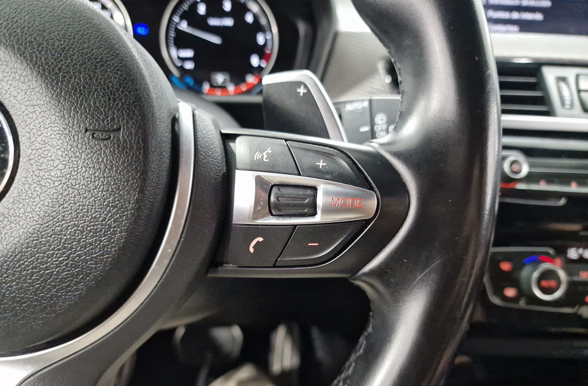 BMW X2 sDrive18d Pack M - foto 33