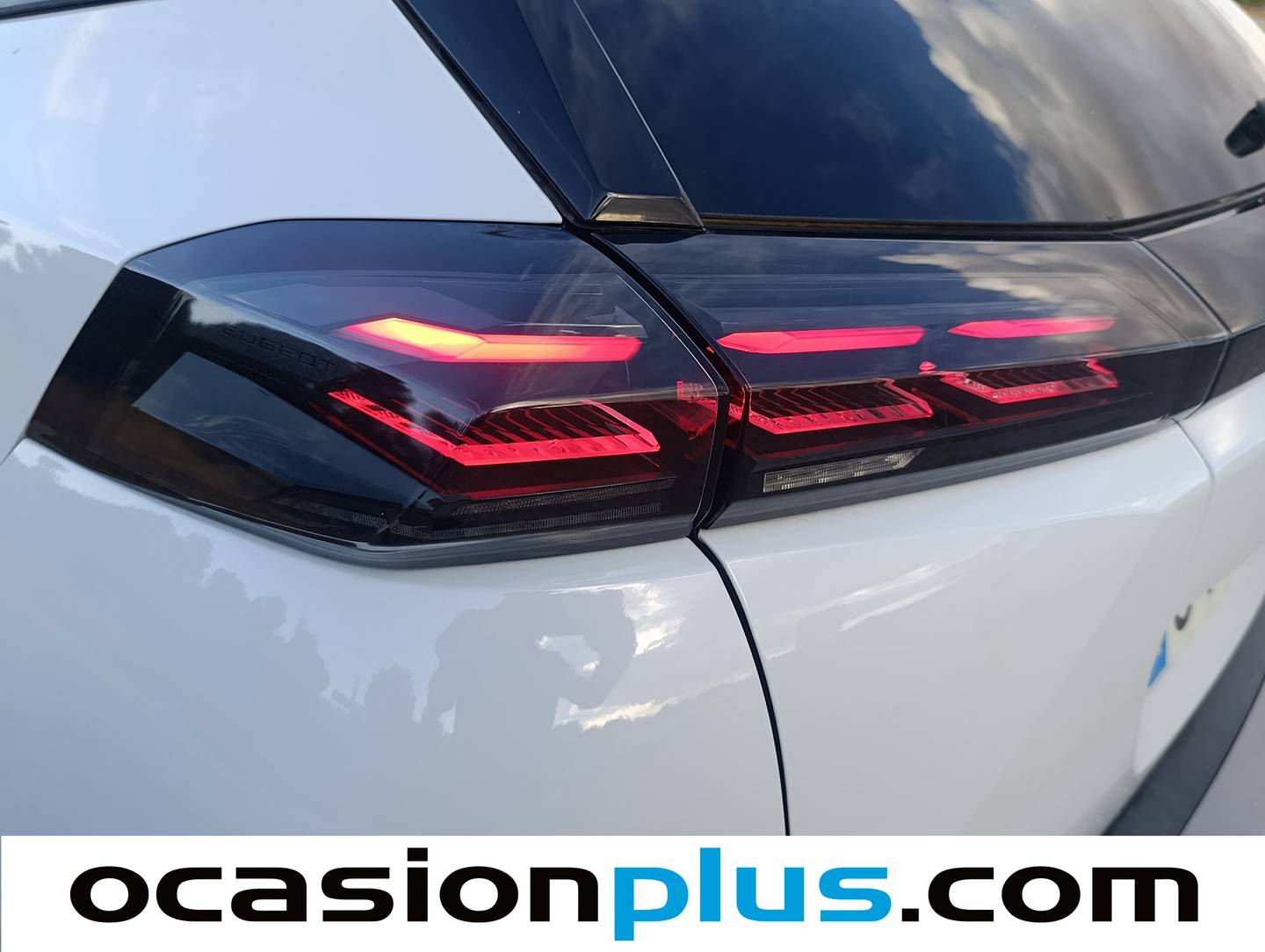 Peugeot 2008 Peugeot 2008 Allure Hybrid eDCS6 (145 CV) al mejor precio