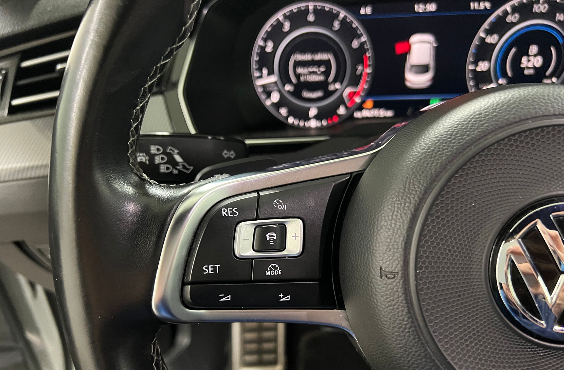 Volkswagen Arteon R-Line 2.0 TSI DSG - foto 31