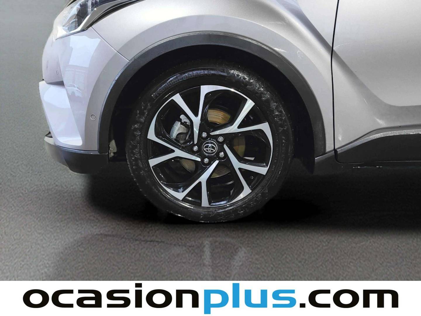 Foto Toyota C-HR Toyota C-HR 1.8 125H Advance (122 CV)