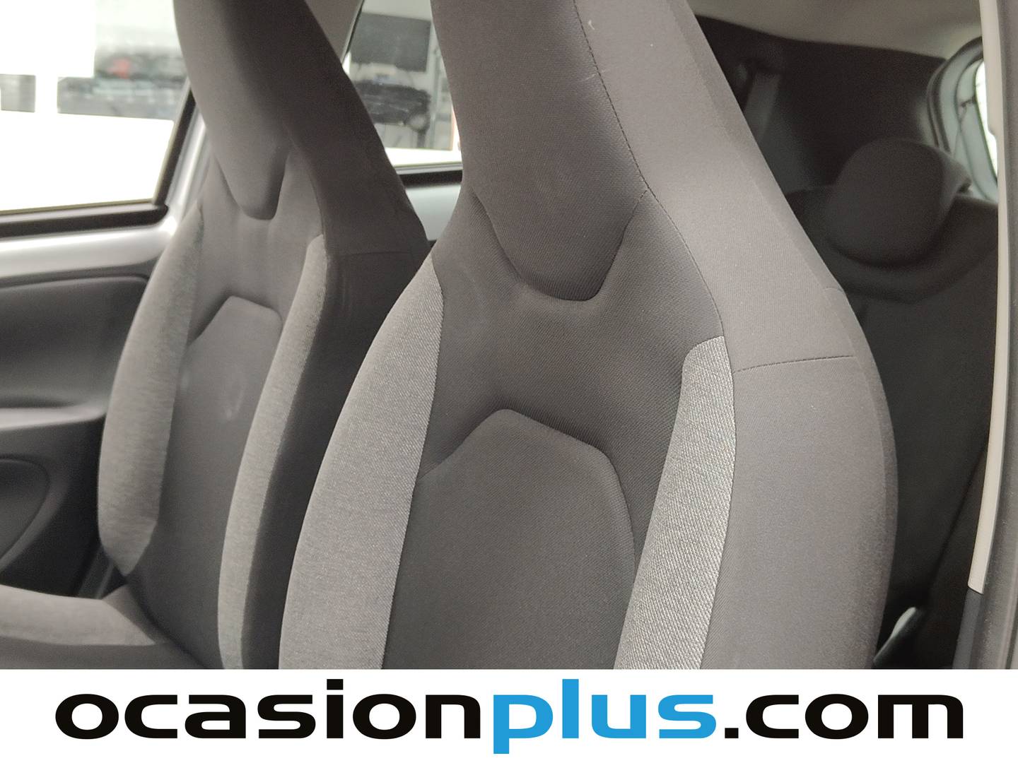 Foto Toyota Aygo X Cross Toyota Aygo X Cross 1.0 VVT-I Play (72 CV)