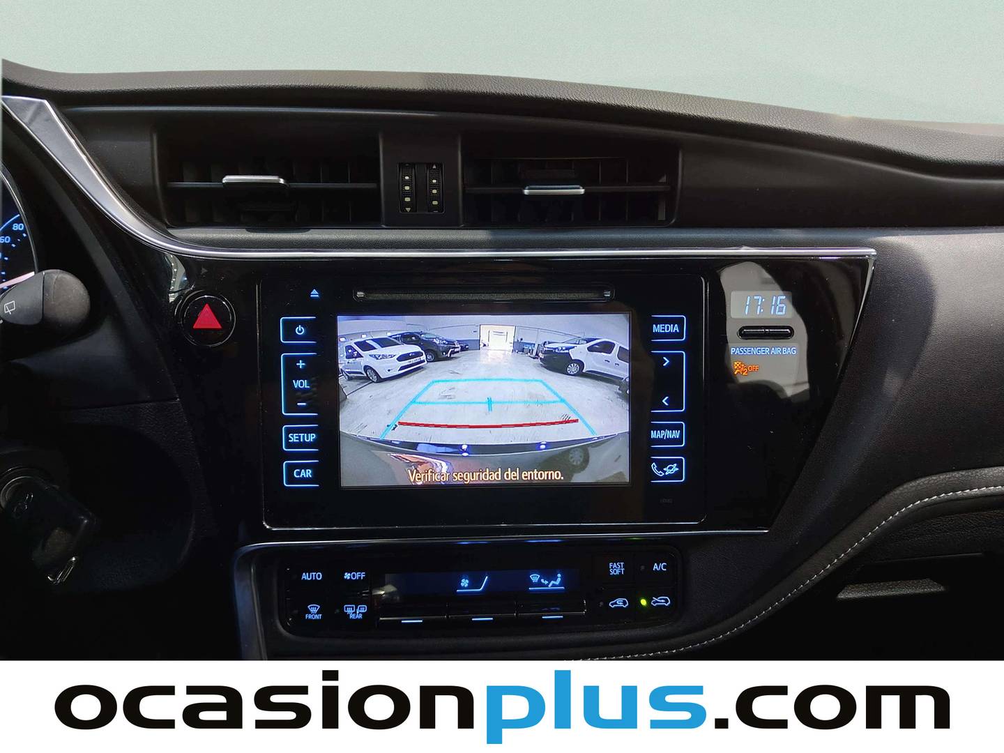 Extras y acabados del Toyota Auris Toyota Auris 120T Active (116 CV)
