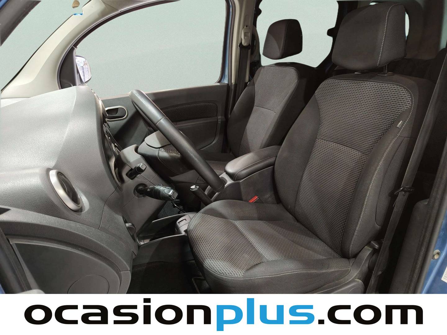 Foto asientos delanteros Mercedes Citan Mercedes-Benz Citan 109 CDI Tourer Plus Largo (90 CV)