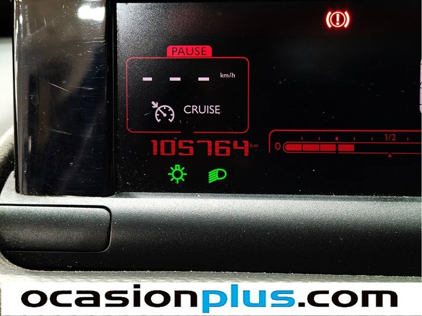 Foto Citroën C4 Cactus Citroen C4 Cactus BlueHDi 100 Shine (100 CV)