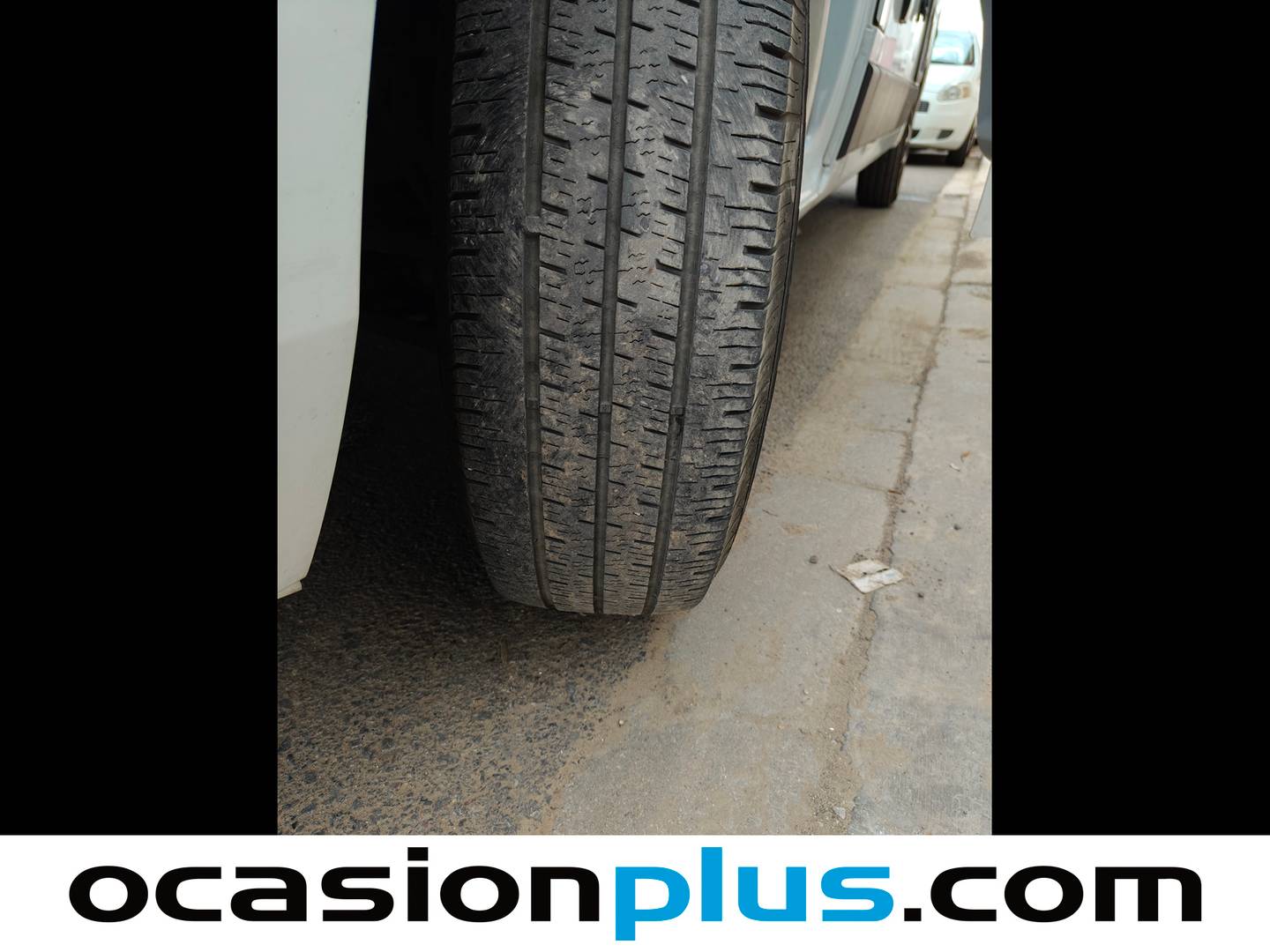McLouis Menfys 3 McLouis Menfys 3 Maxi (140 CV) 4 PLAZAS 140cv