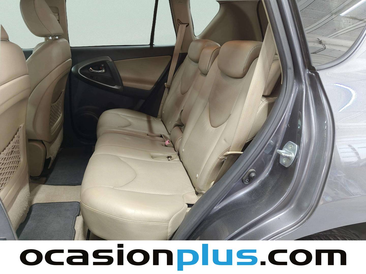 Foto asientos traseros Toyota Rav4 Toyota Rav4 2.2 D-4D Executive 4x4 (150 CV)