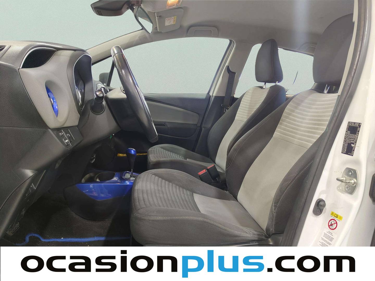 Foto asientos delanteros Toyota Yaris Toyota Yaris 1.5 Hybrid Active (100 CV)