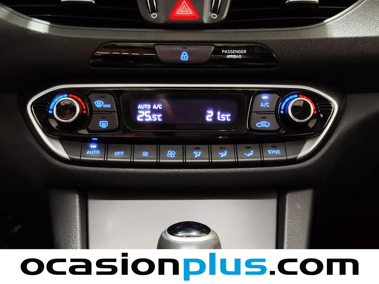 Foto Hyundai i30 Hyundai i30 Fastback 1.4 TGDI Style DCT (140 CV)