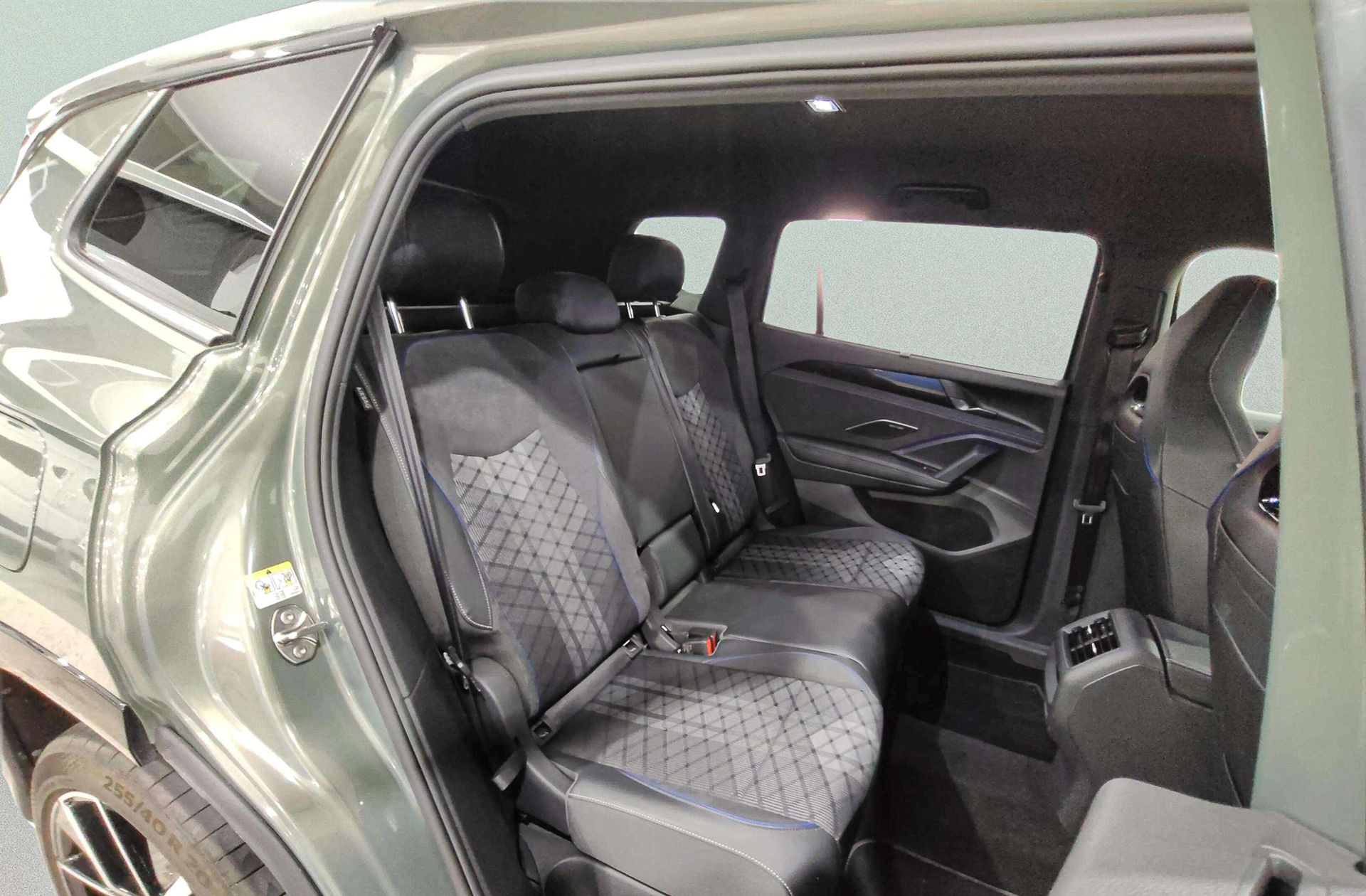 Volkswagen Tayron R-Line Performance 2.0 TSI 4Motion DSG - foto 19