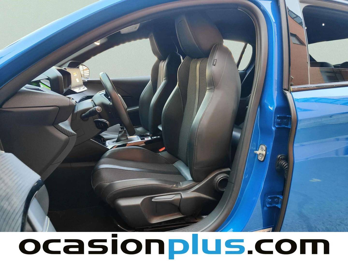 Foto asientos delanteros Peugeot 208 Peugeot 208 PureTech 100 S&S GT Line (100 CV)