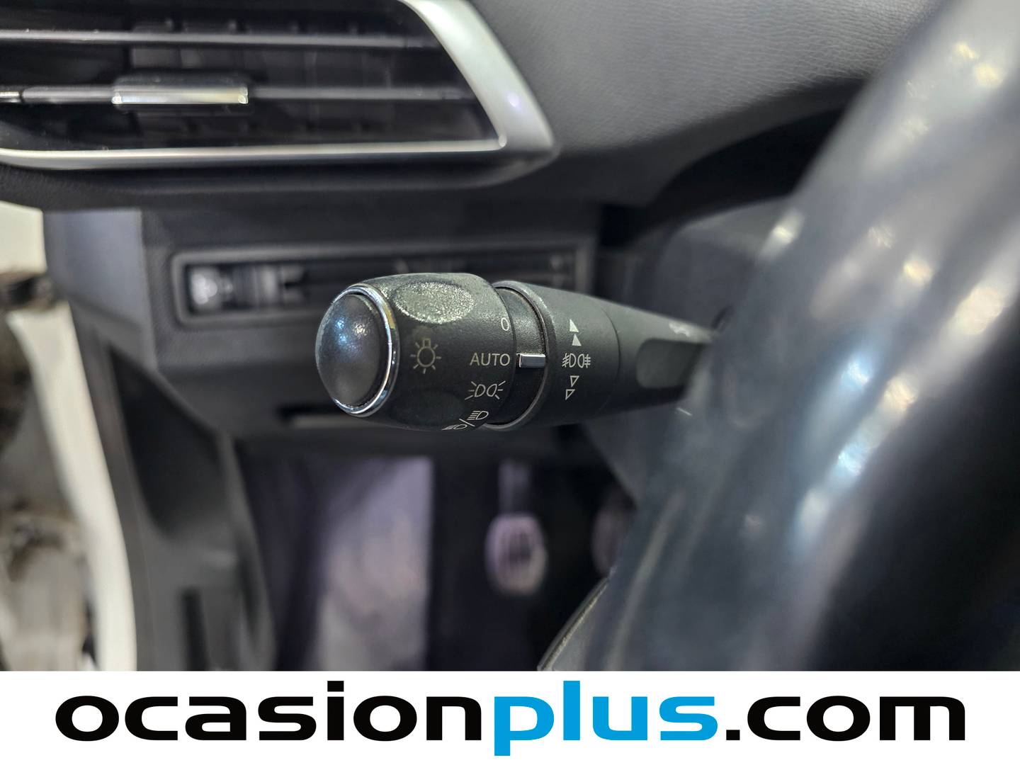 Foto Peugeot 3008 Peugeot 3008 BlueHDI 130 S&S Allure (130 CV)