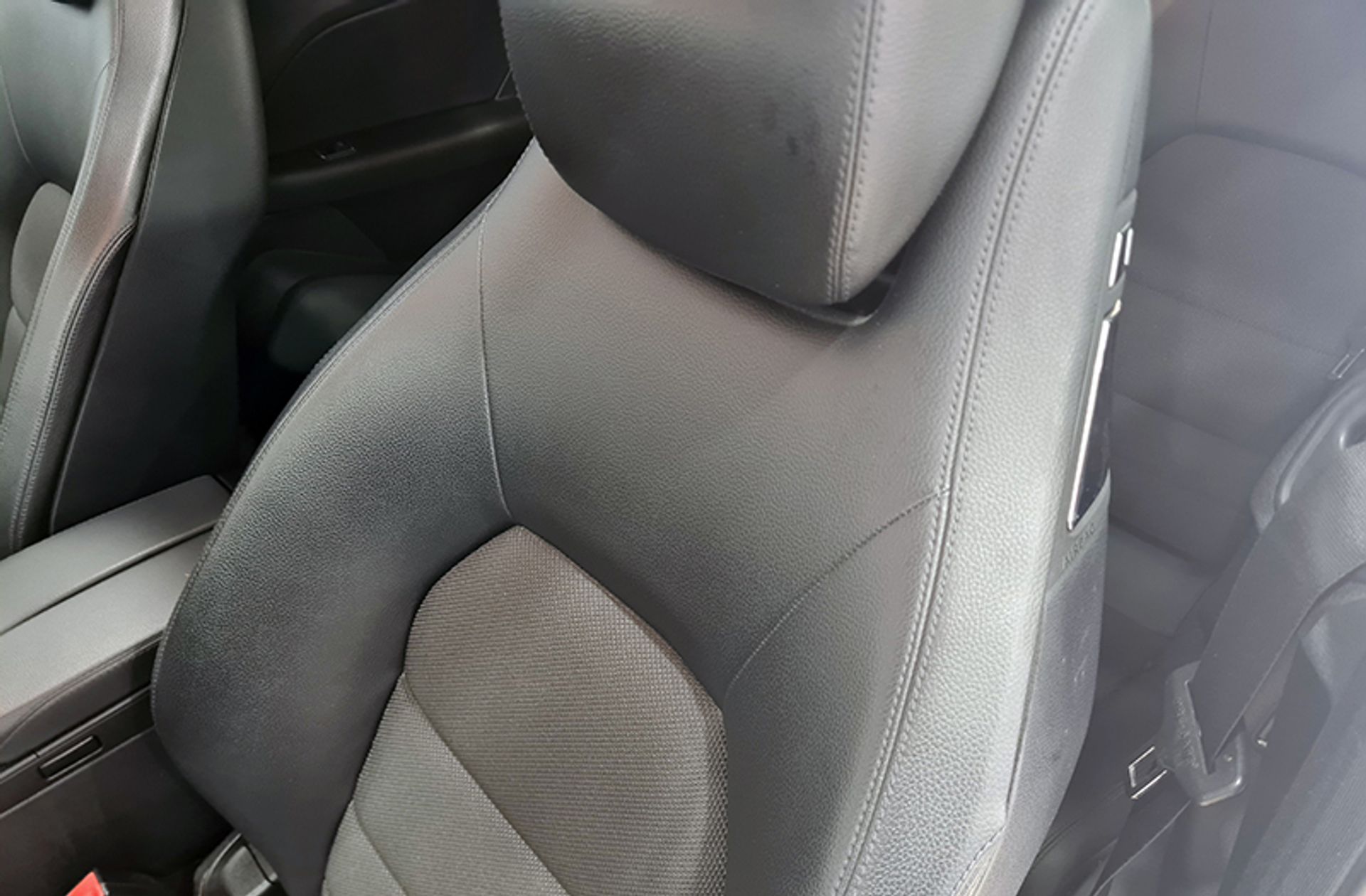 Mercedes-Benz Clase E E 220 CDI Coupe Blue Efficiency Avantgarde - foto 8