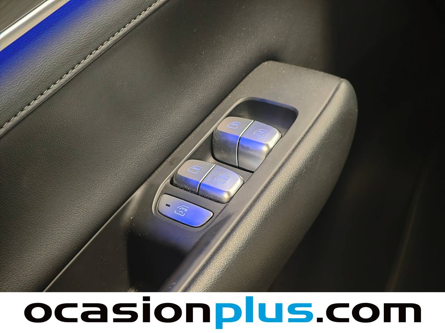 EBRO S800 EBRO S800 1.6 TGDI Premium DCT (147 CV) 7 Plazas gasolina