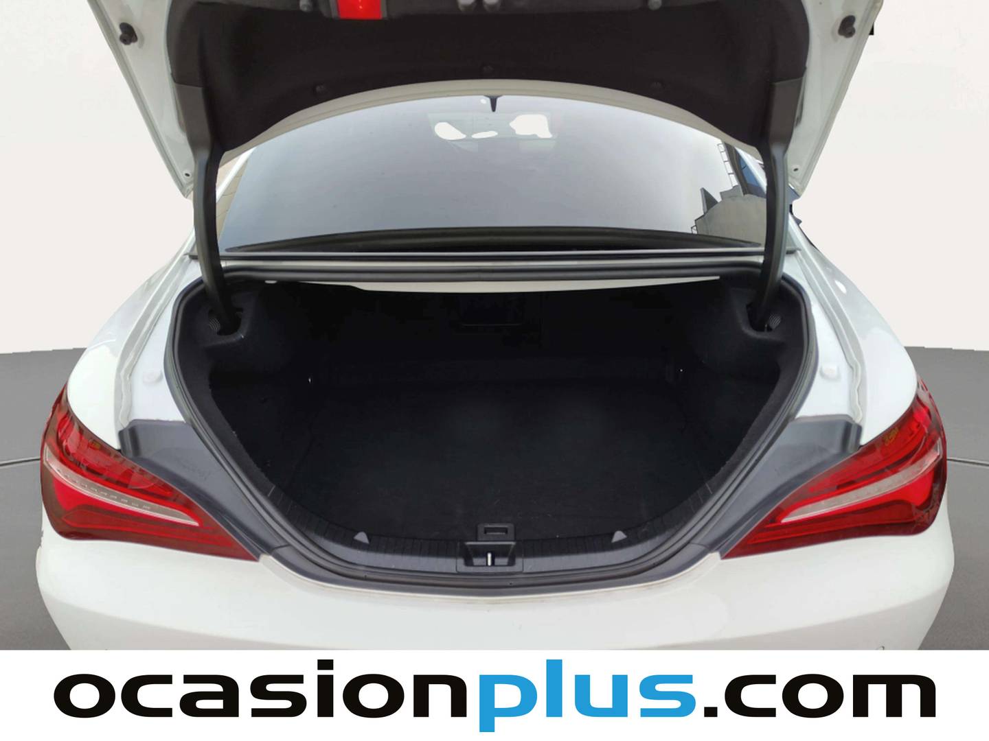 Mercedes CLA Mercedes-Benz CLA 180 (122 CV) gasolina