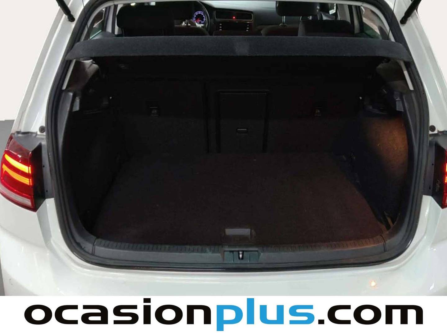 Fotos maletero Volkswagen Golf Volkswagen Golf Advance 1.4 TSI (125 CV)