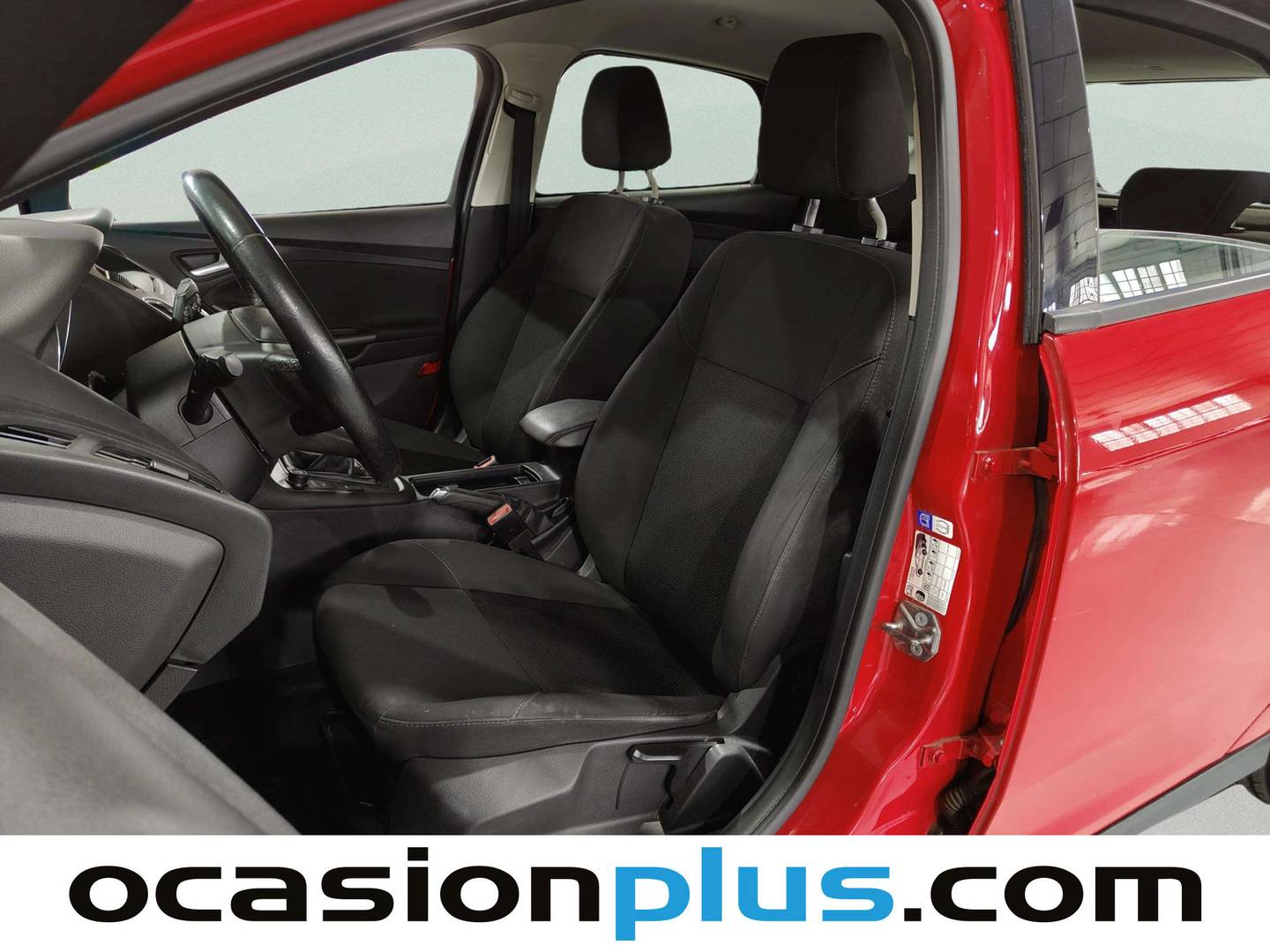 Foto asientos delanteros Ford Focus Ford Focus 1.6 TDCI Edition (115 CV)