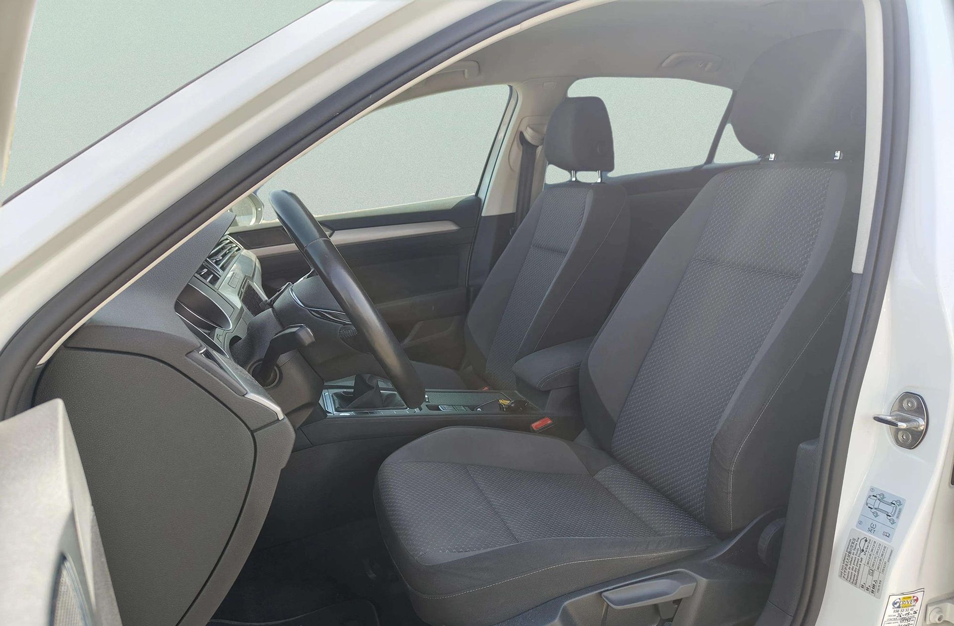 Volkswagen Passat Edition 2.0 TDI - foto 10