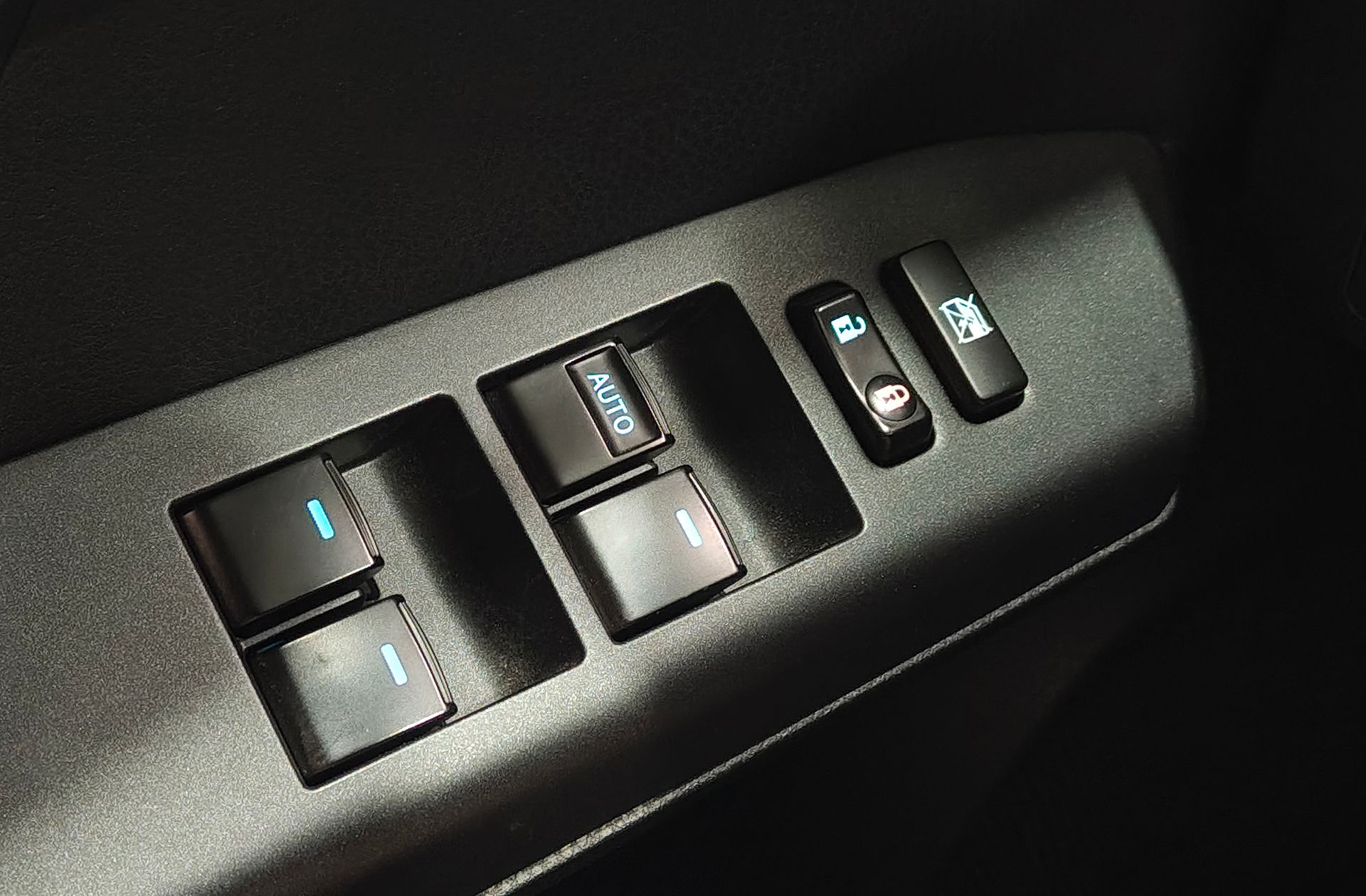 Toyota RAV4 2.5l hybrid Feel! 2WD - foto 36