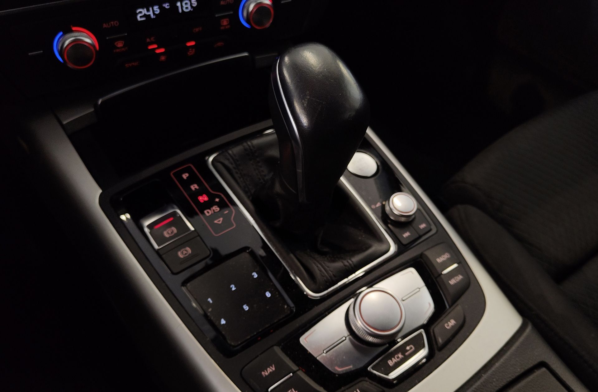 Audi A6 Avant S line 2.0 TDI ultra S tronic - foto 6