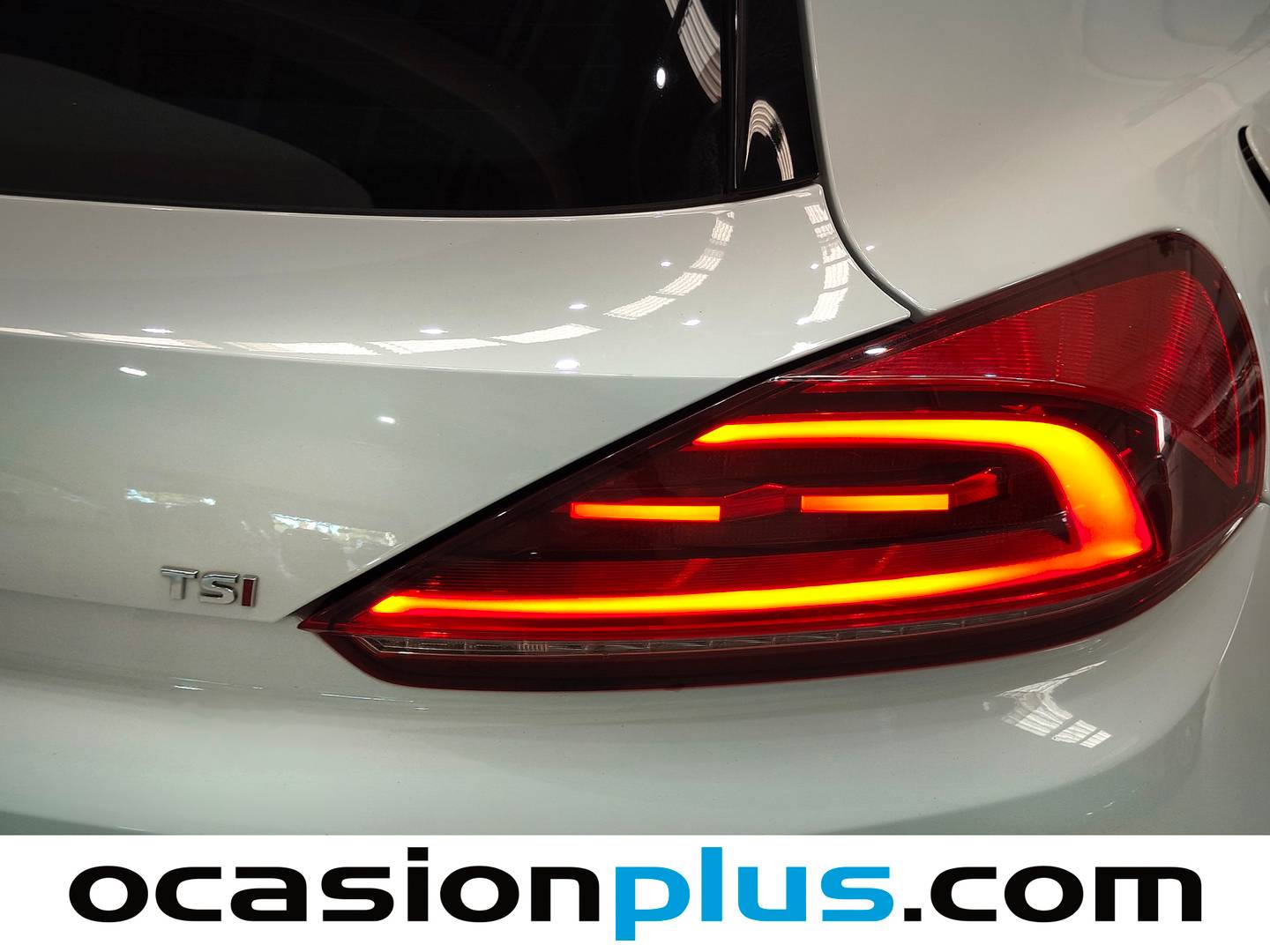 Volkswagen Scirocco Volkswagen Scirocco Typhoon by R-Line 1.4 TSI BMT (125 CV) de ocasión