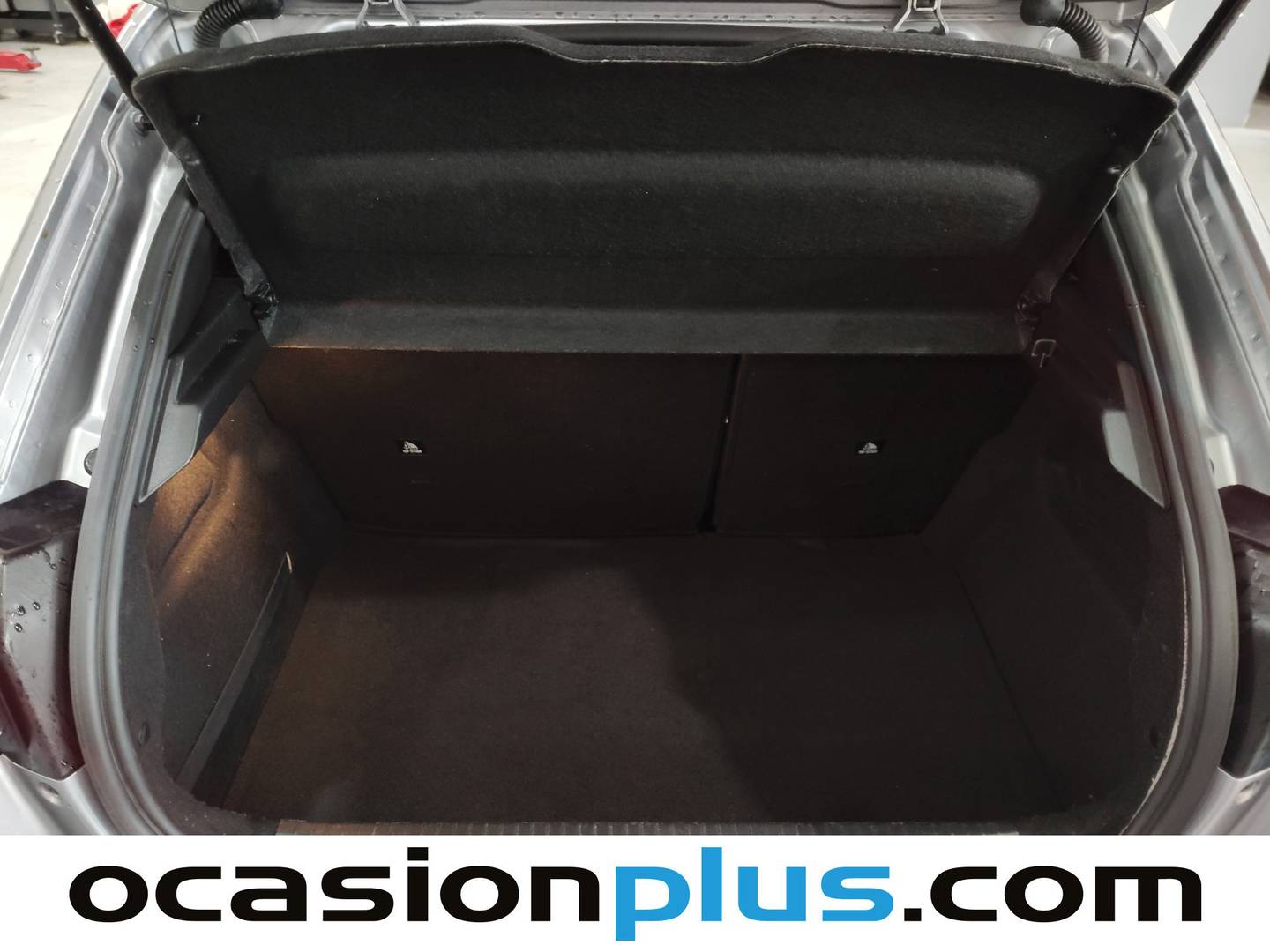 Fotos maletero Peugeot 208 Peugeot 208 BlueHDi 100 Allure (100 CV)