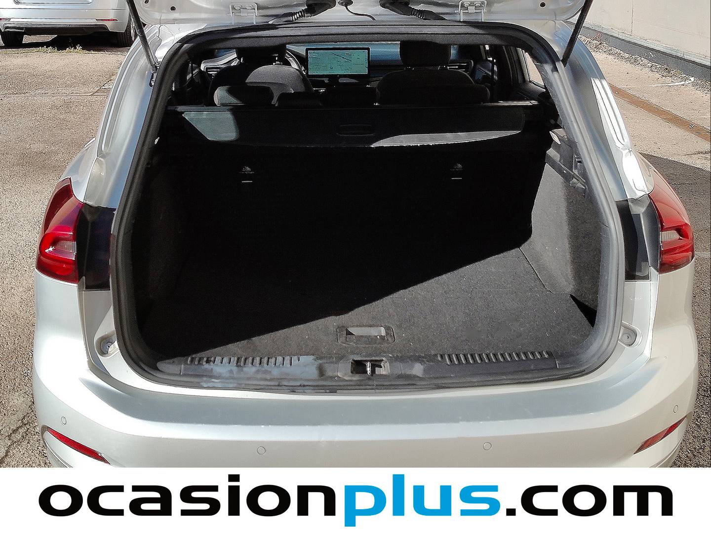 Fotos maletero Ford Focus Ford Focus 1.0 Ecoboost MHEV ST-Line Auto SB
