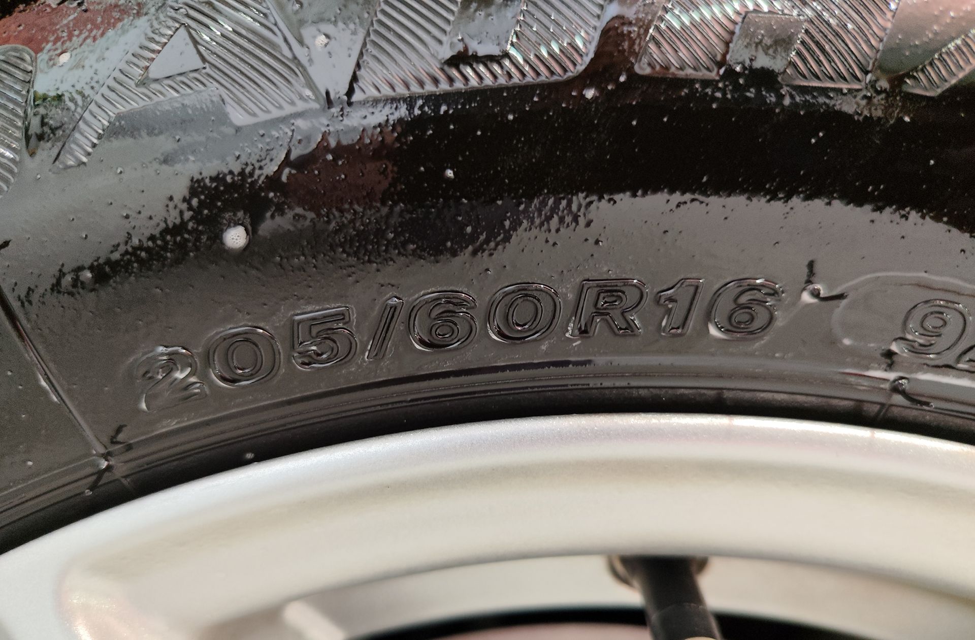 Ford Focus 1.0 EcoBoost MHEV Trend+ - foto 35