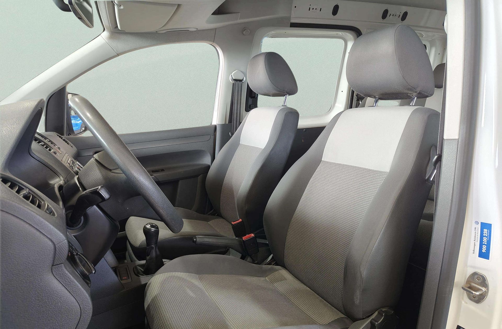 Volkswagen Caddy Kombi 1.6 TDI - foto 8
