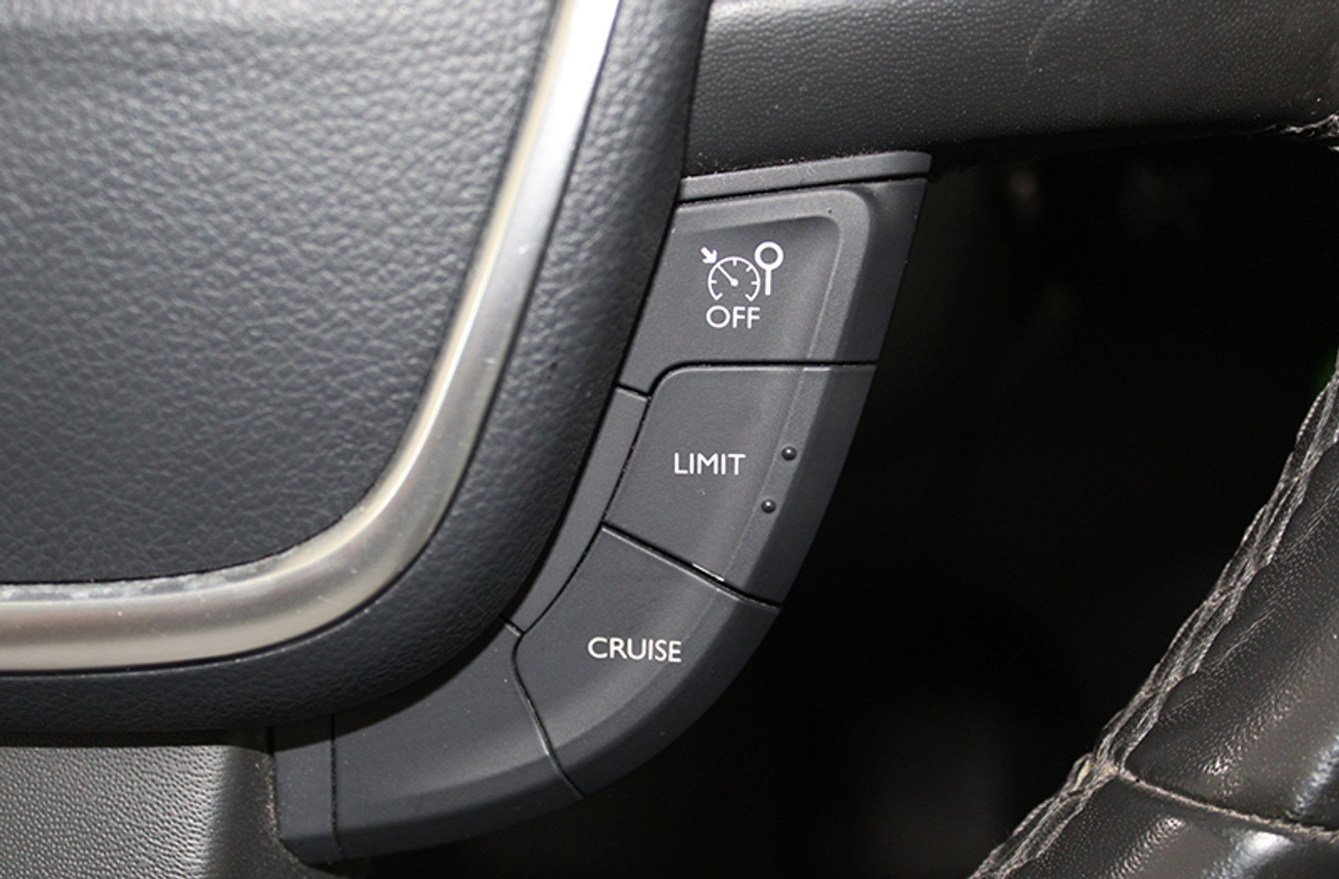 Peugeot 508 RXH 2.0 HDi Hybrid - foto 34