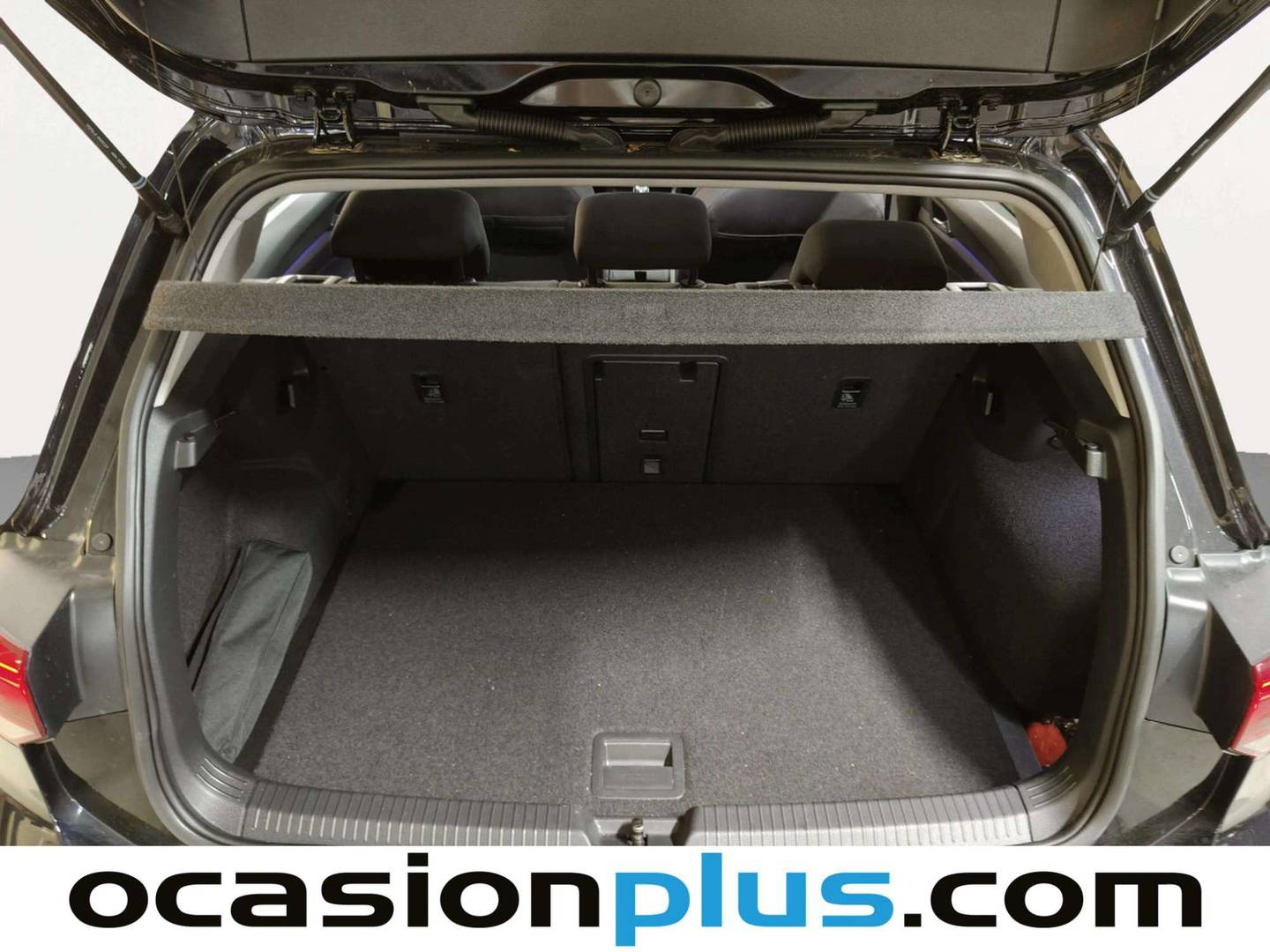 Fotos maletero Volkswagen Golf Volkswagen Golf Volkswagen Golf Life 1.5 TSI (130 CV)