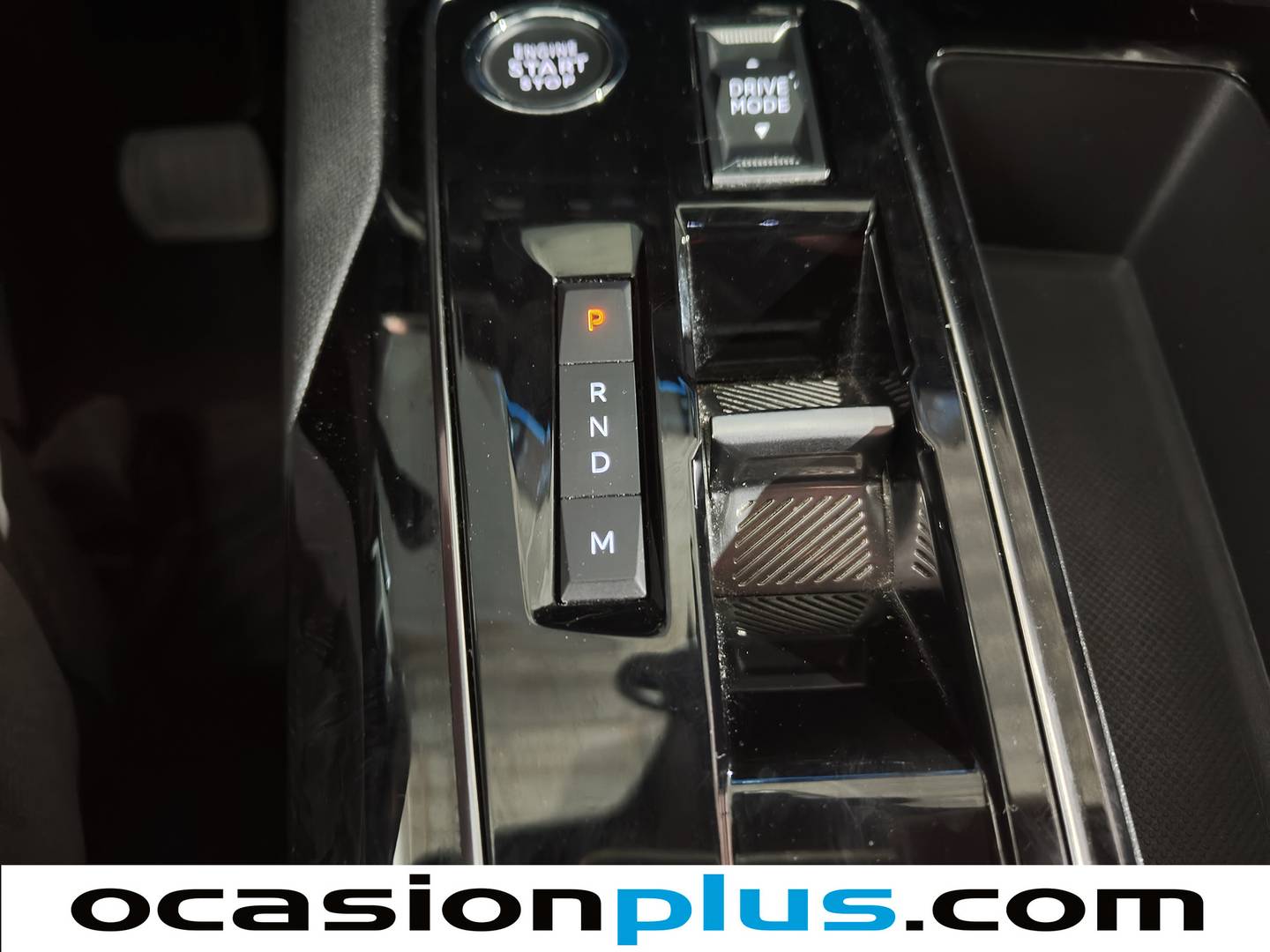 Foto Peugeot 5008 Peugeot 5008 PureTech 130 S&S Allure Pack EAT8 (130 CV) 7 Plazas