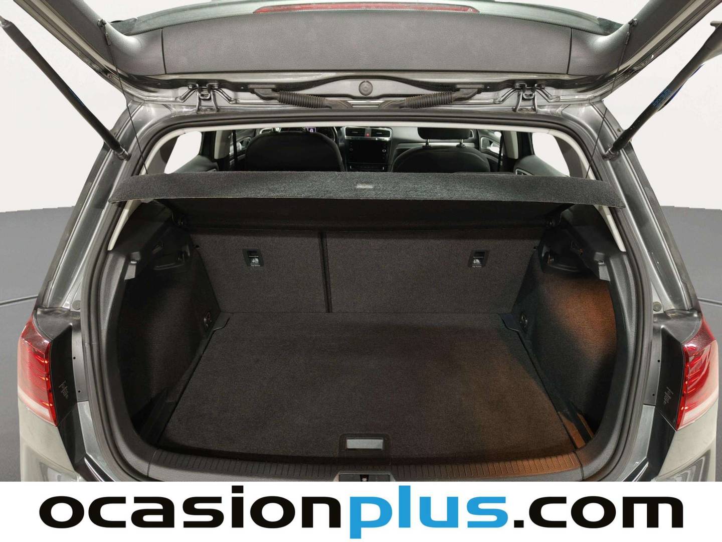 Fotos maletero Volkswagen Golf Volkswagen Golf Last Edition 1.5 TSI Evo (130 CV)
