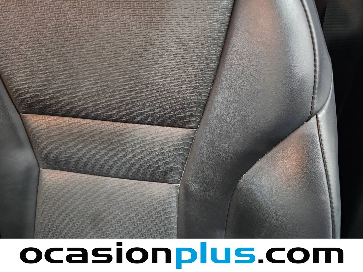 Foto Nissan X-TRAIL Nissan X-Trail 1.5 e-POWER N-Connecta A/T (204 CV)