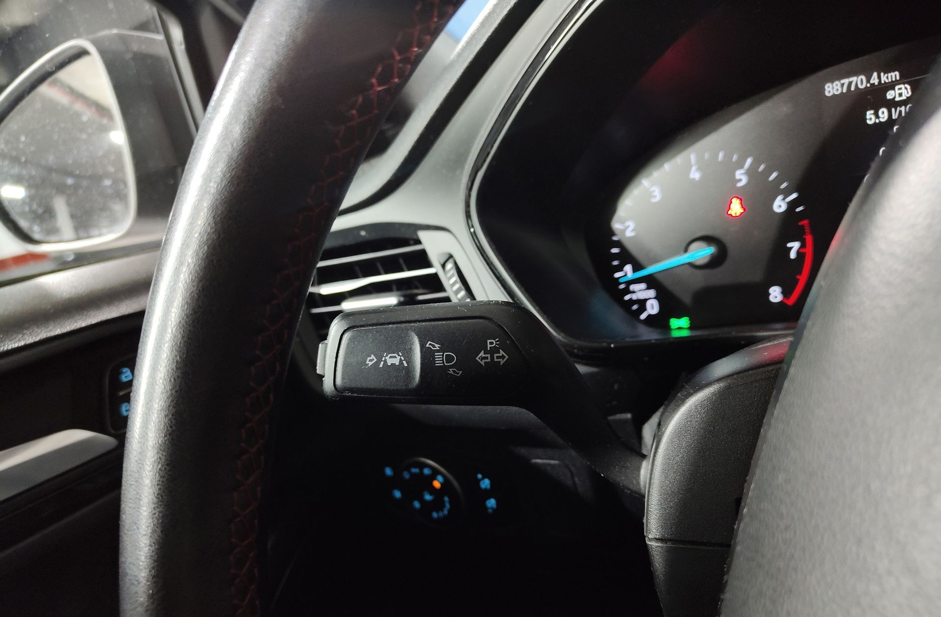 Ford Focus 1.0 EcoBoost ST-Line X - foto 25