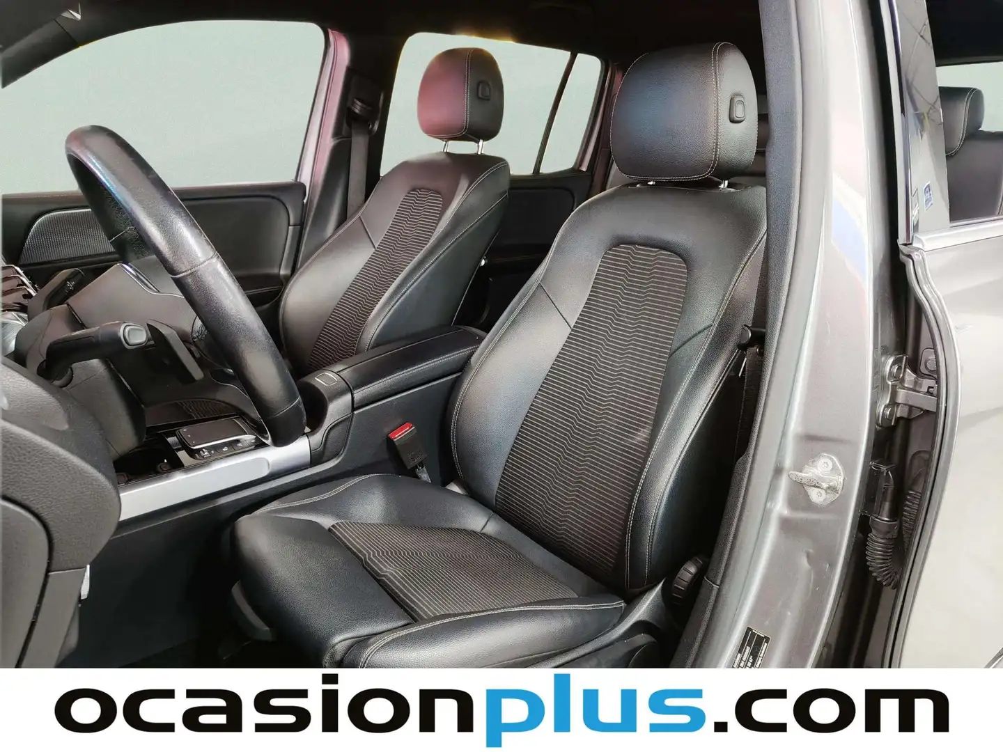 Foto Mercedes GLB Mercedes-Benz GLB GLB 220 D 4MATIC (190 CV)