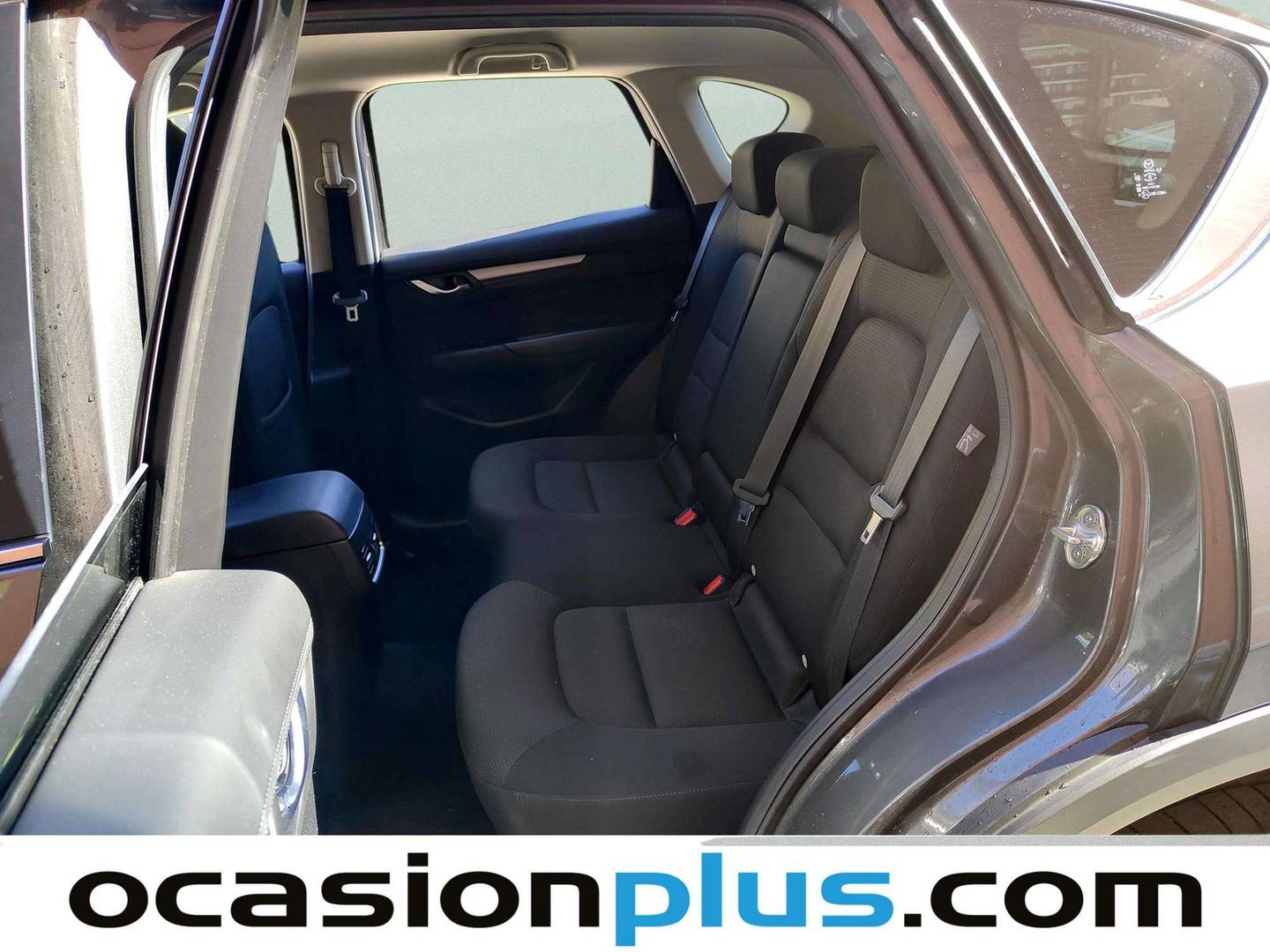 Foto asientos traseros Mazda CX-5 Mazda CX-5 2.0 MHEV Center-Line Plus AT (165 CV)
