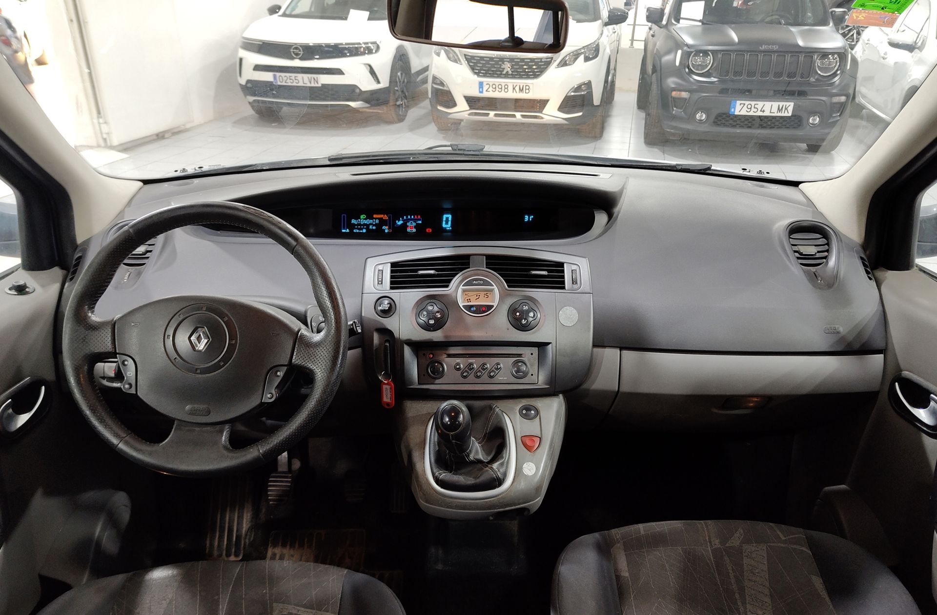 Renault Scénic 1.5 dCi Confort Dynamique - foto 6