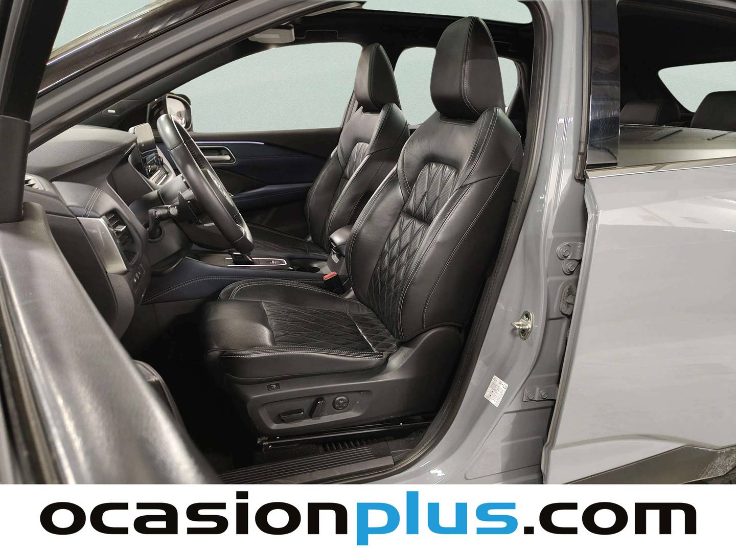 Foto asientos delanteros Nissan QASHQAI Nissan Qashqai DIG-T 158 MHEV Tekna+ DCT (158 CV)