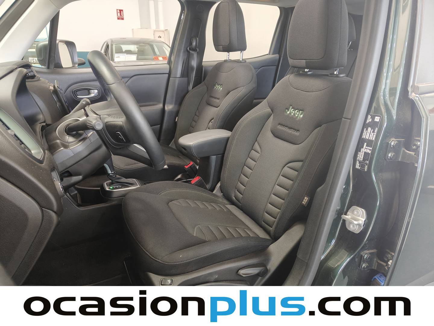 Foto asientos delanteros Jeep Renegade Jeep Renegade 1.5 eHybrid MHEV North Star DCT (130 CV)