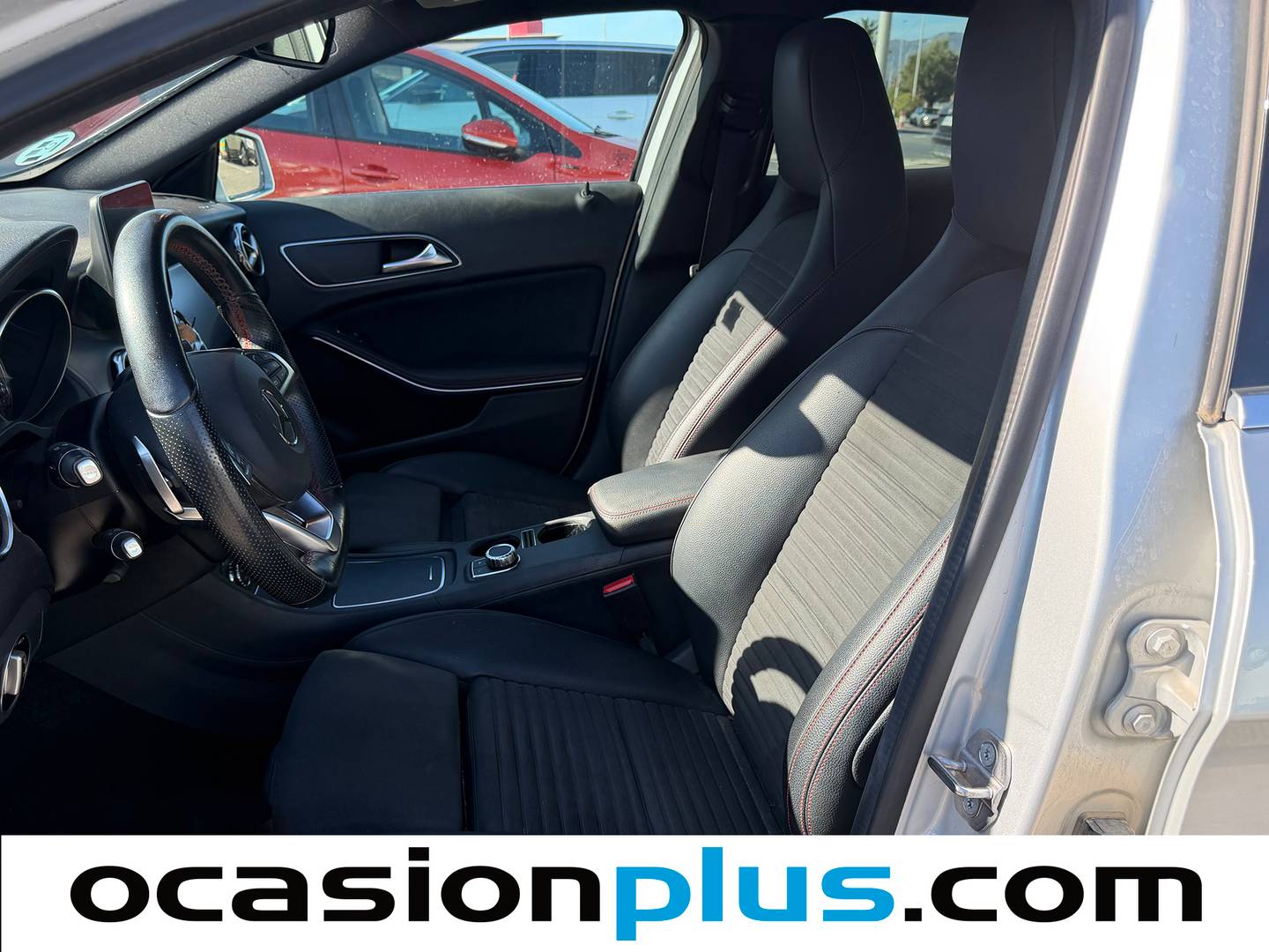 Foto asientos delanteros Mercedes GLA Mercedes GLA 180 (122 CV) Pack AMG