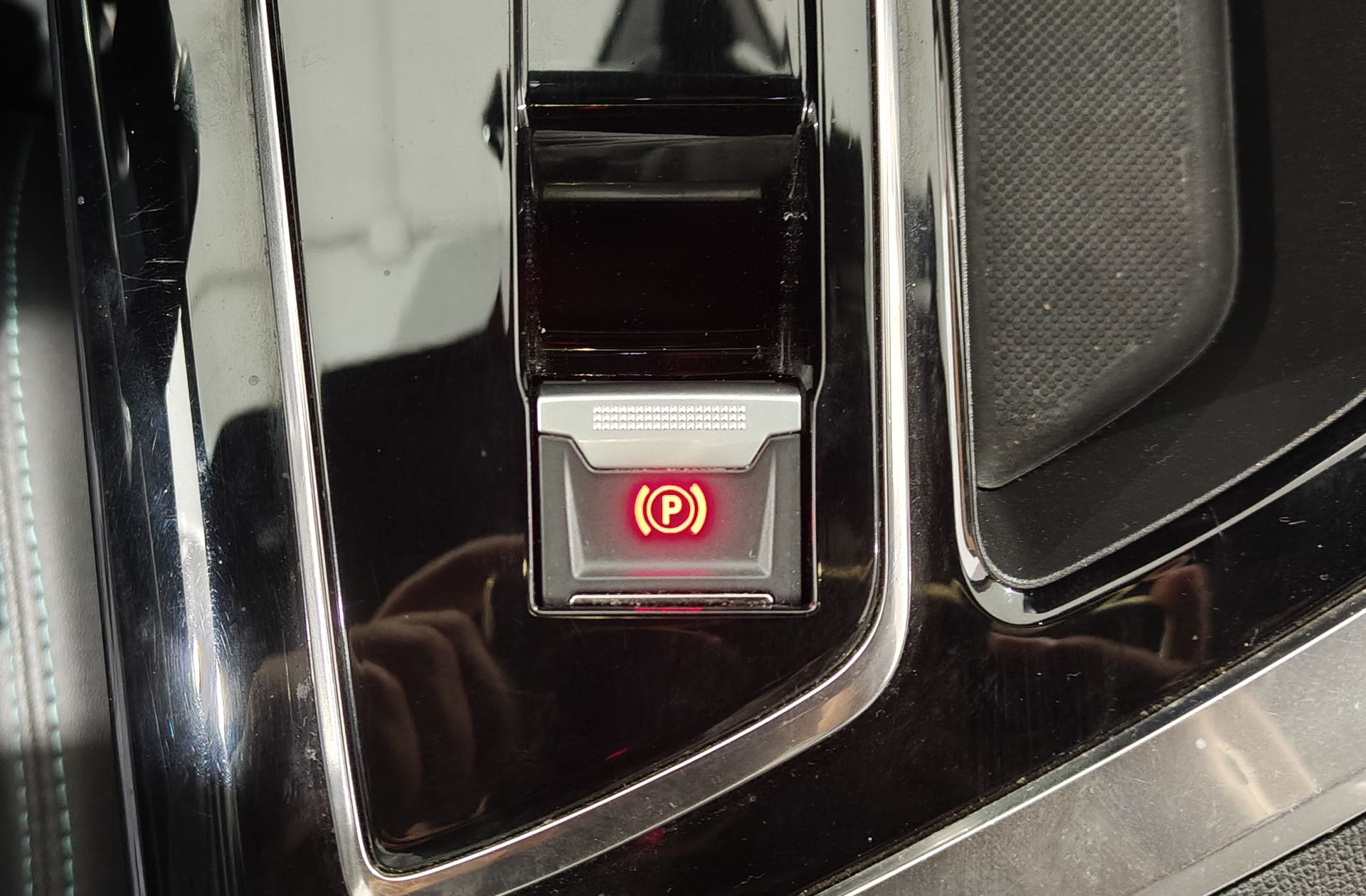 Peugeot 5008 PureTech 130 Allure Pack EAT8 7 plazas - foto 33