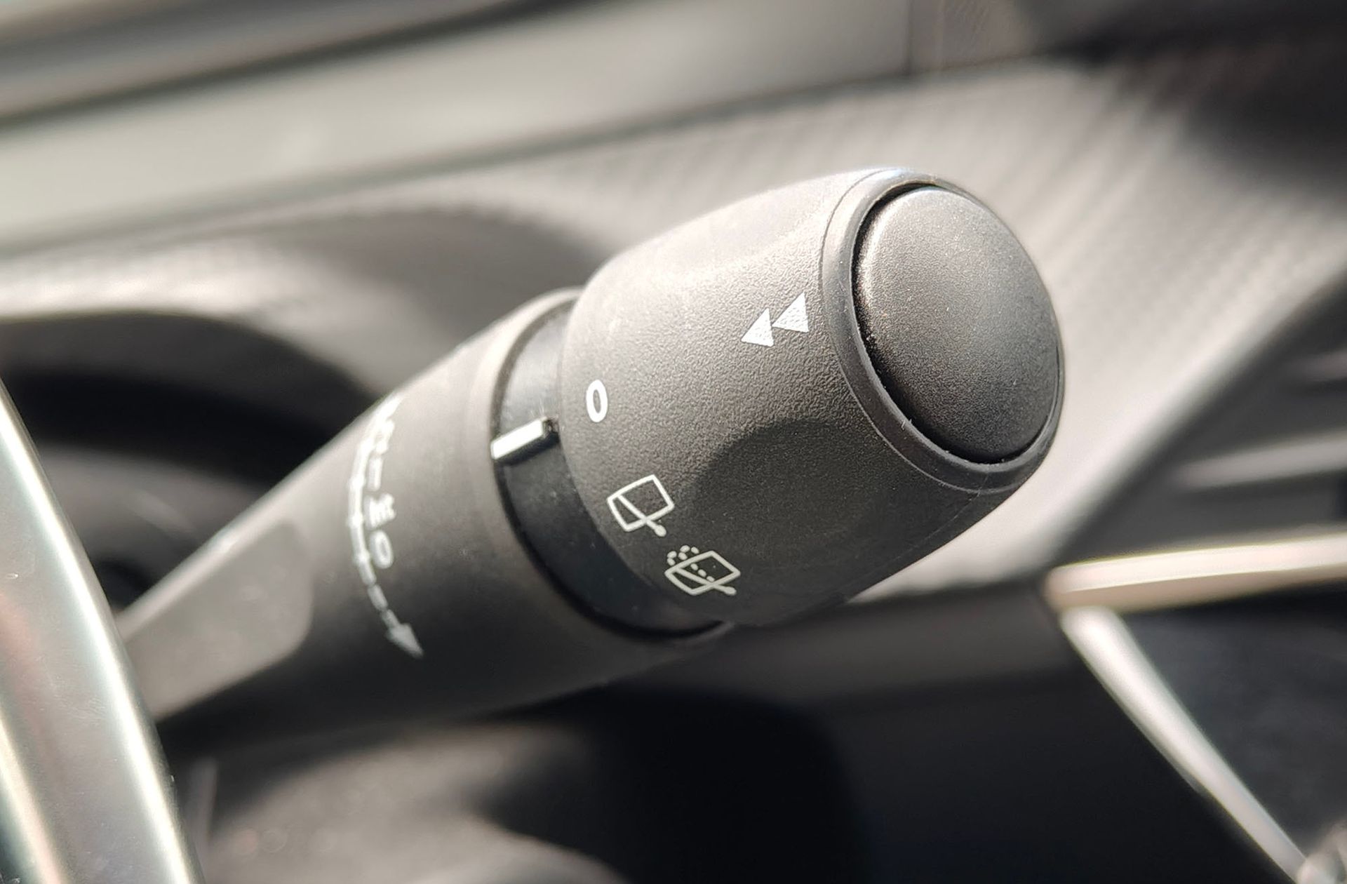 Peugeot 208 Style Hybrid 110 eDCS6 - foto 27