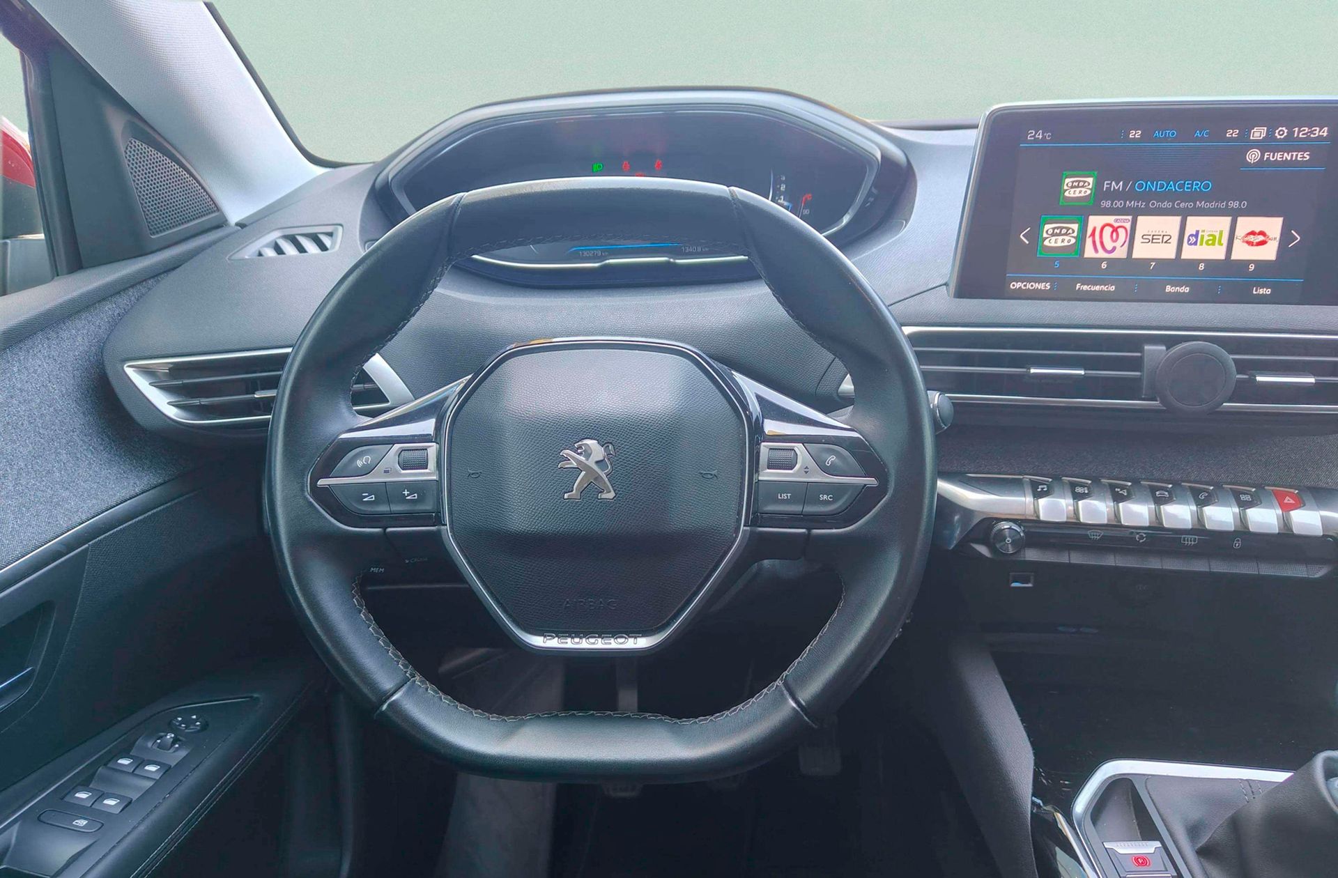 Peugeot 3008 BlueHDi 130 Allure - foto 36