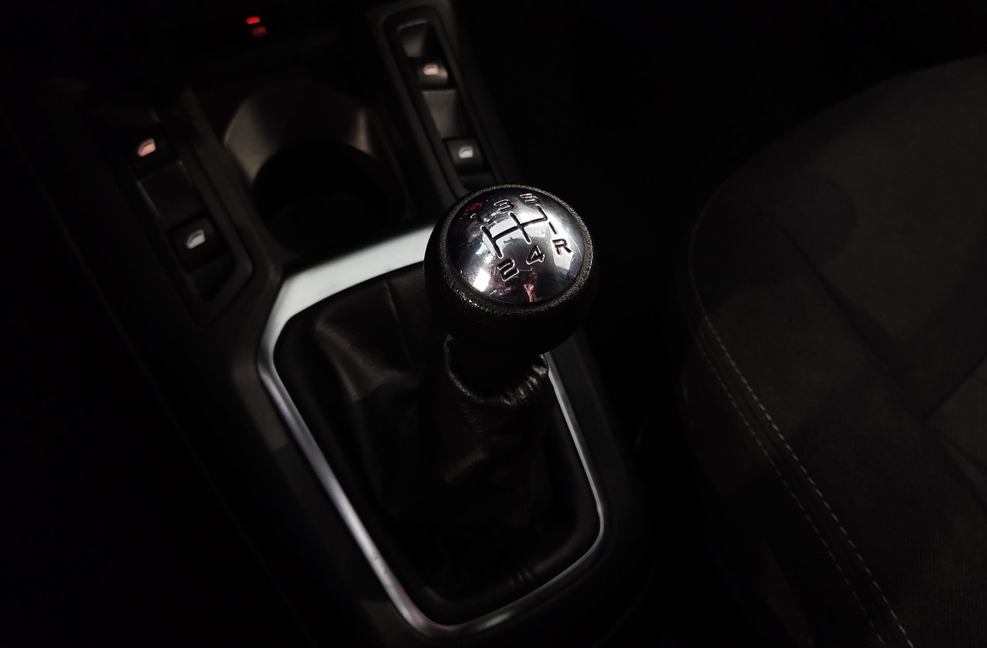Citroën C-Elysée BlueHDi 100 Shine - foto 5
