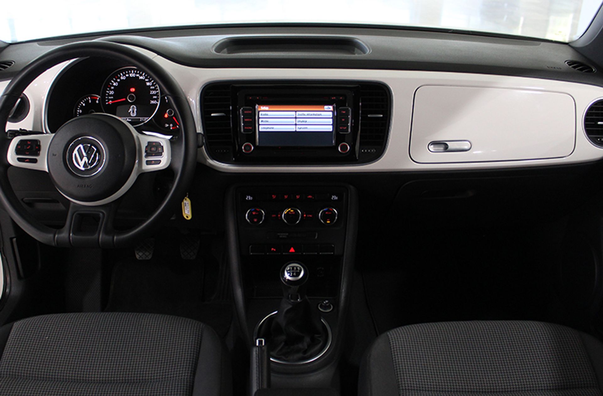 Volkswagen Beetle 1.6 TDI Design - foto 7
