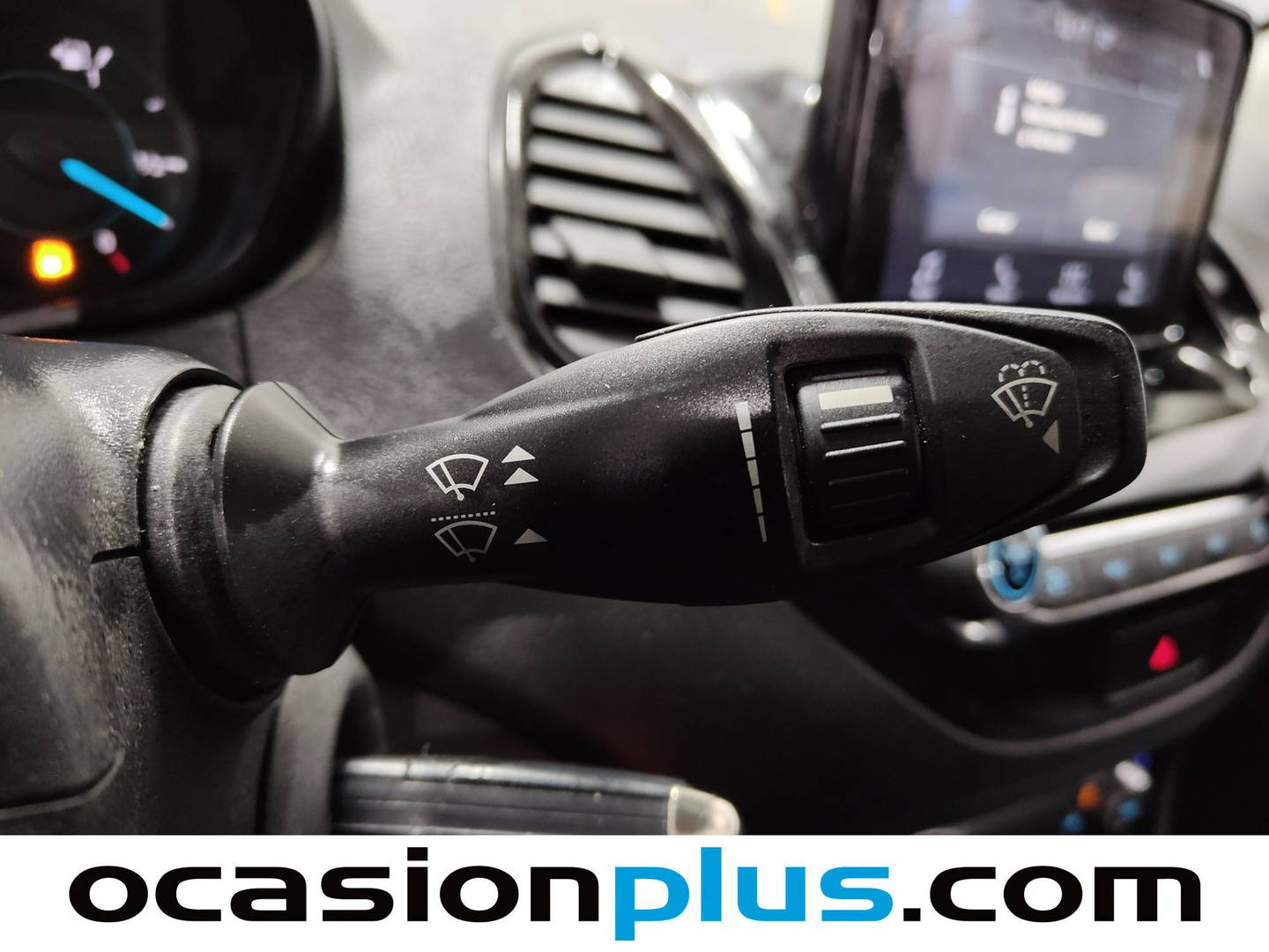 Foto Ford Ka+ Ford Ka+ 1.2 Ti-VCT White Edition (85 CV)