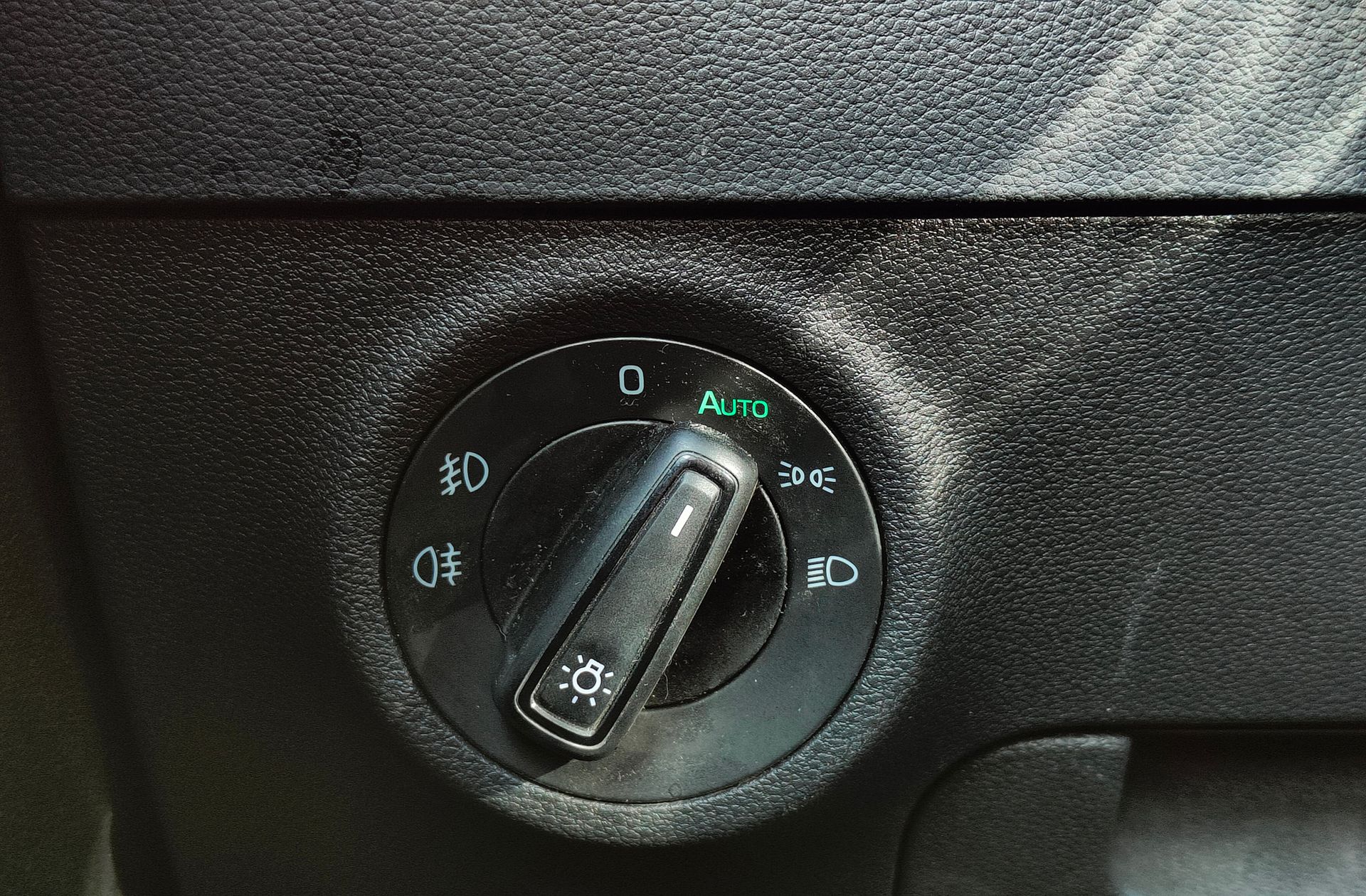Škoda Karoq 1.5 TSI ACT Sportline DSG - foto 31