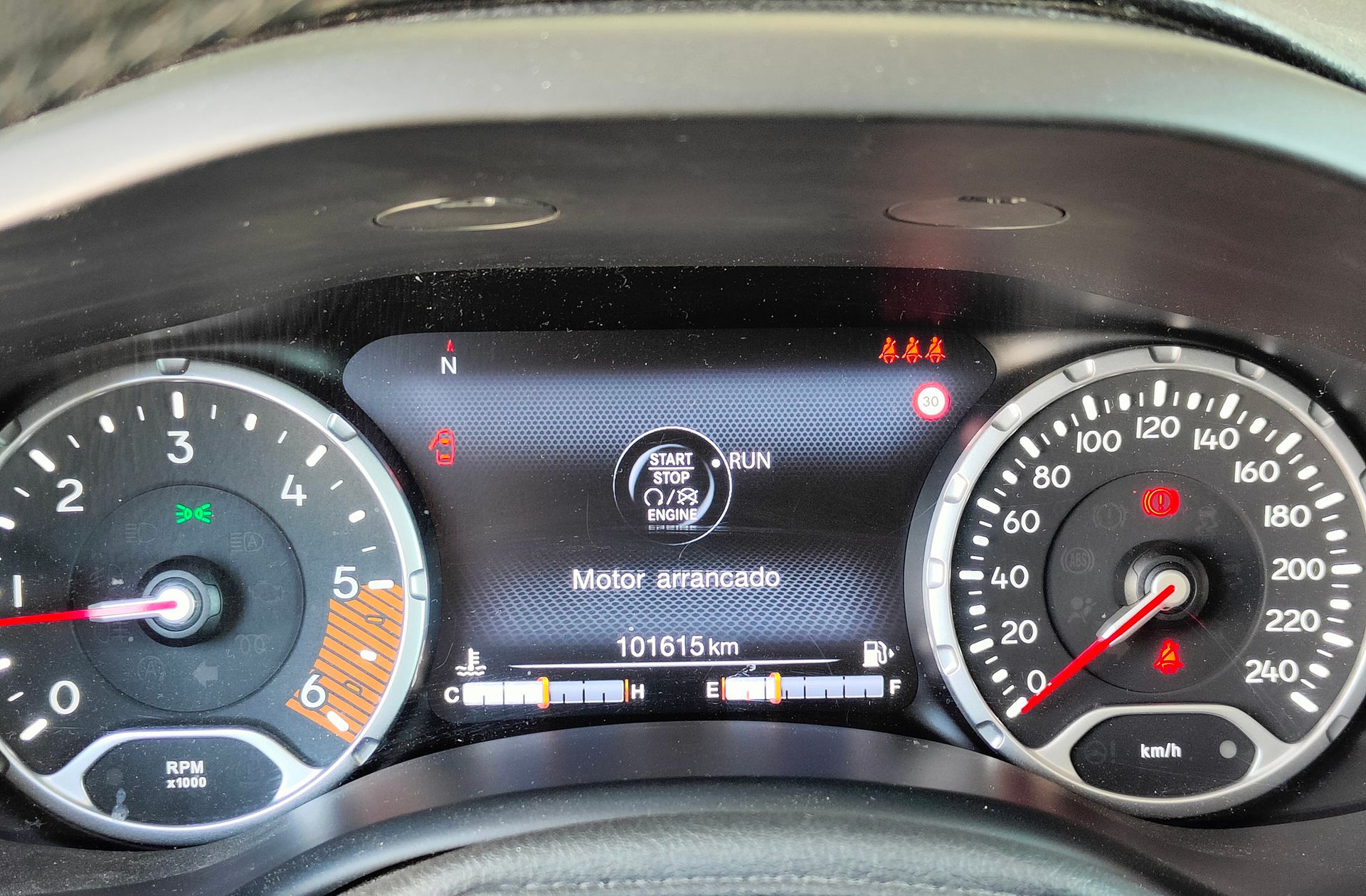 Jeep Renegade 1.6 MultiJet Limited 4x2 - foto 22