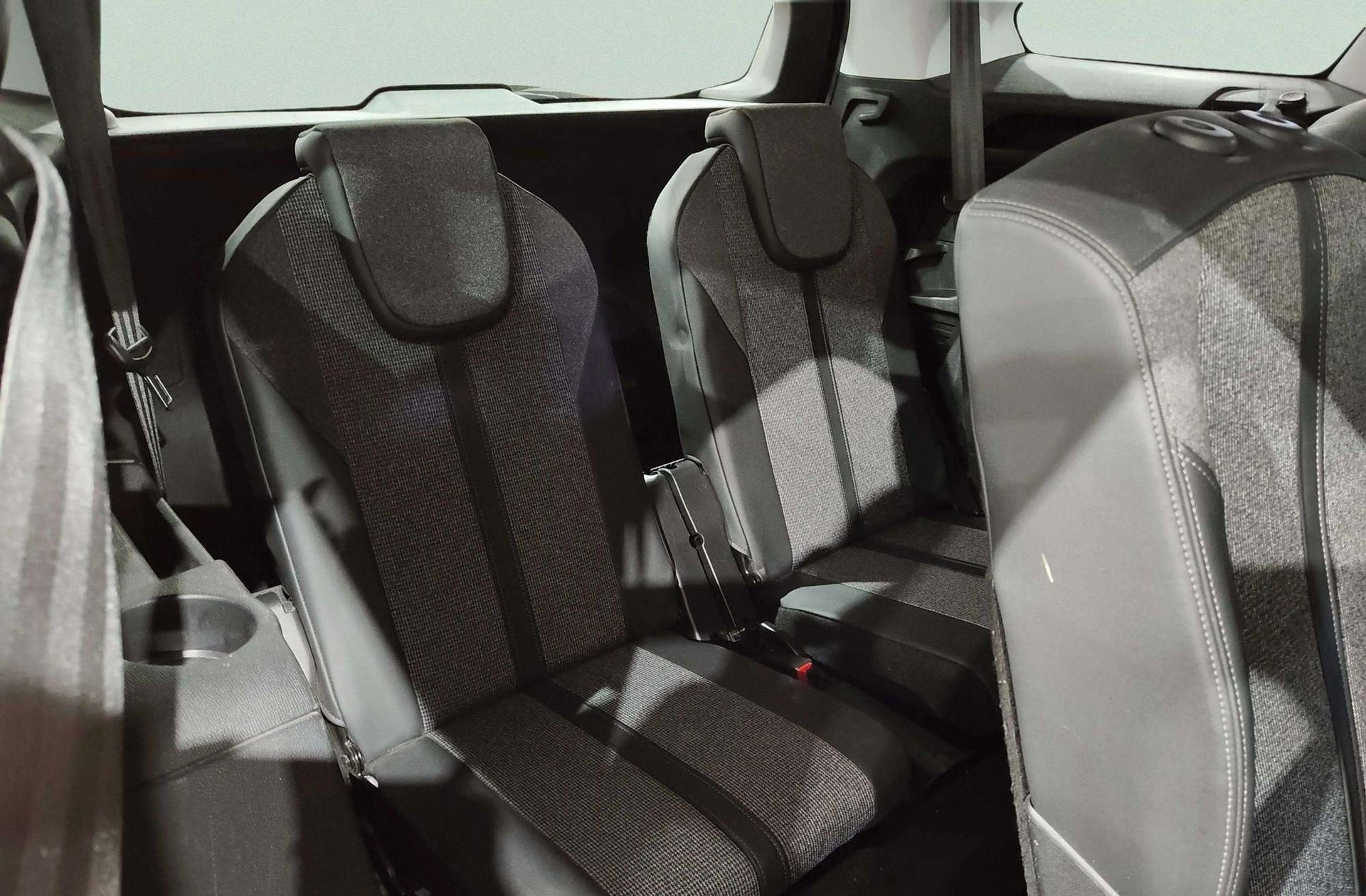 Peugeot 5008 BlueHDi 130 Allure 7 plazas - foto 17