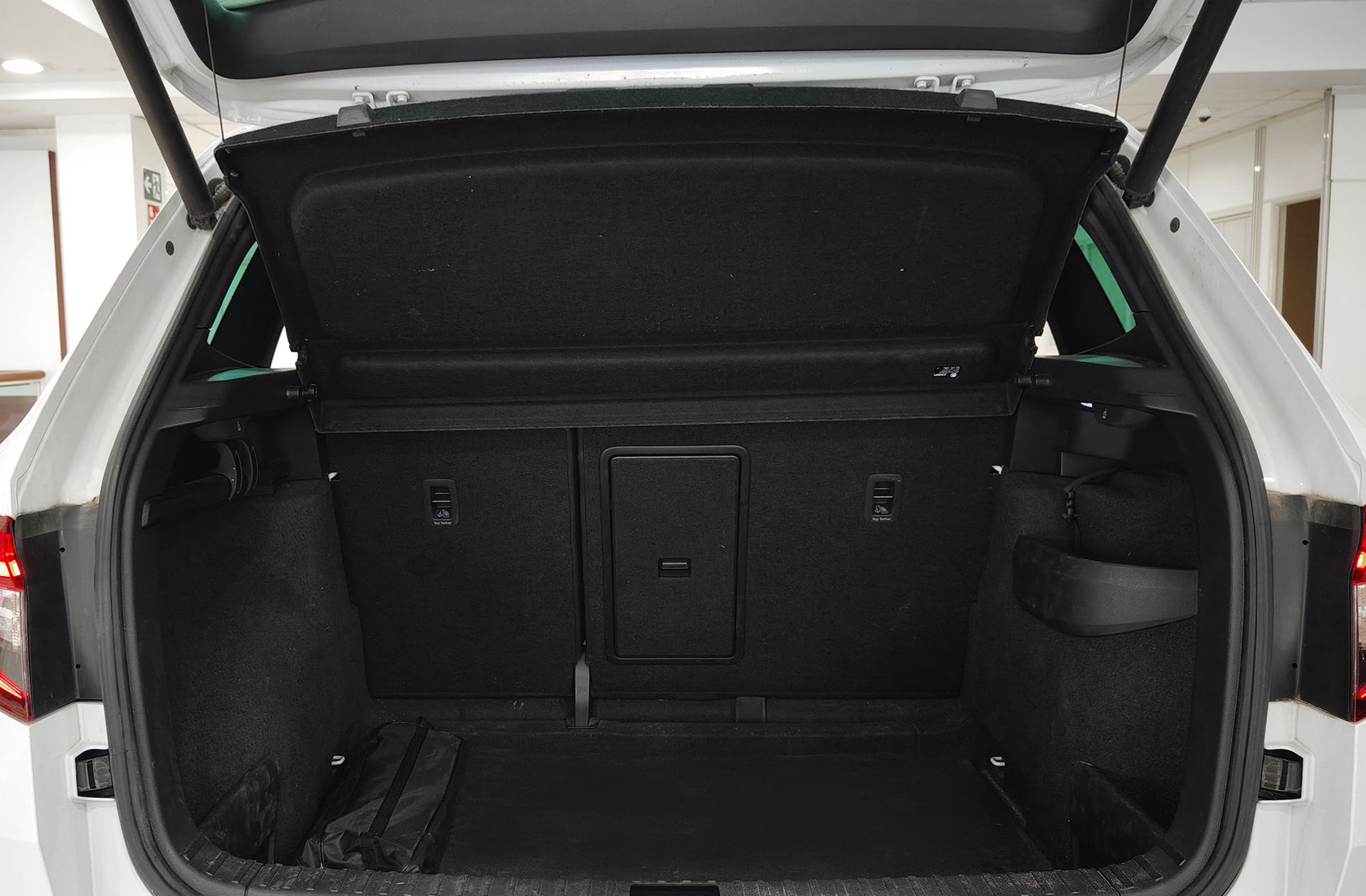 Škoda Karoq 2.0 TDI Sportline - foto 17